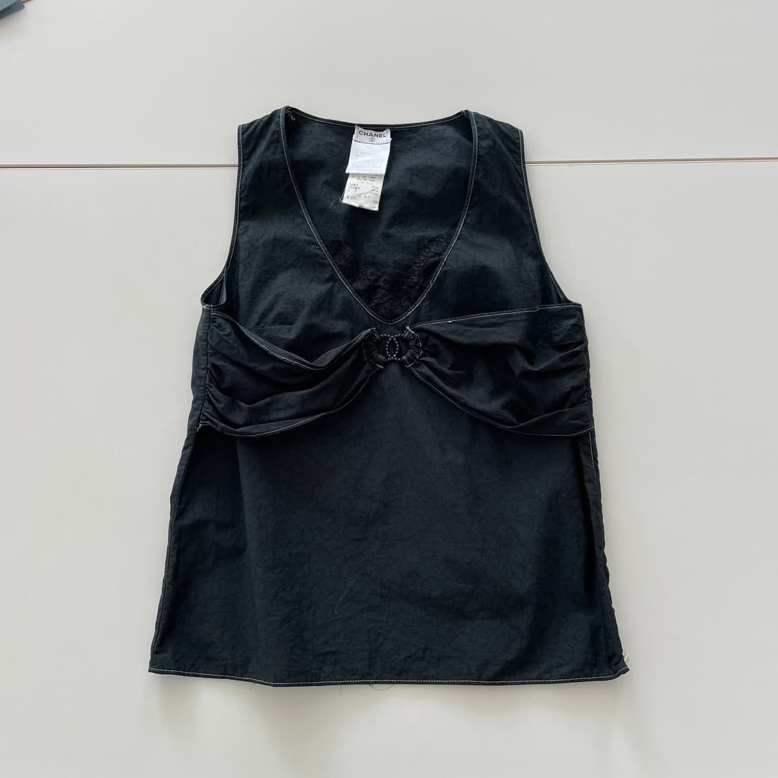 샤넬 06s 38|44-55 CC 로고 블랙 슬리브리스 탑 상품이미지1