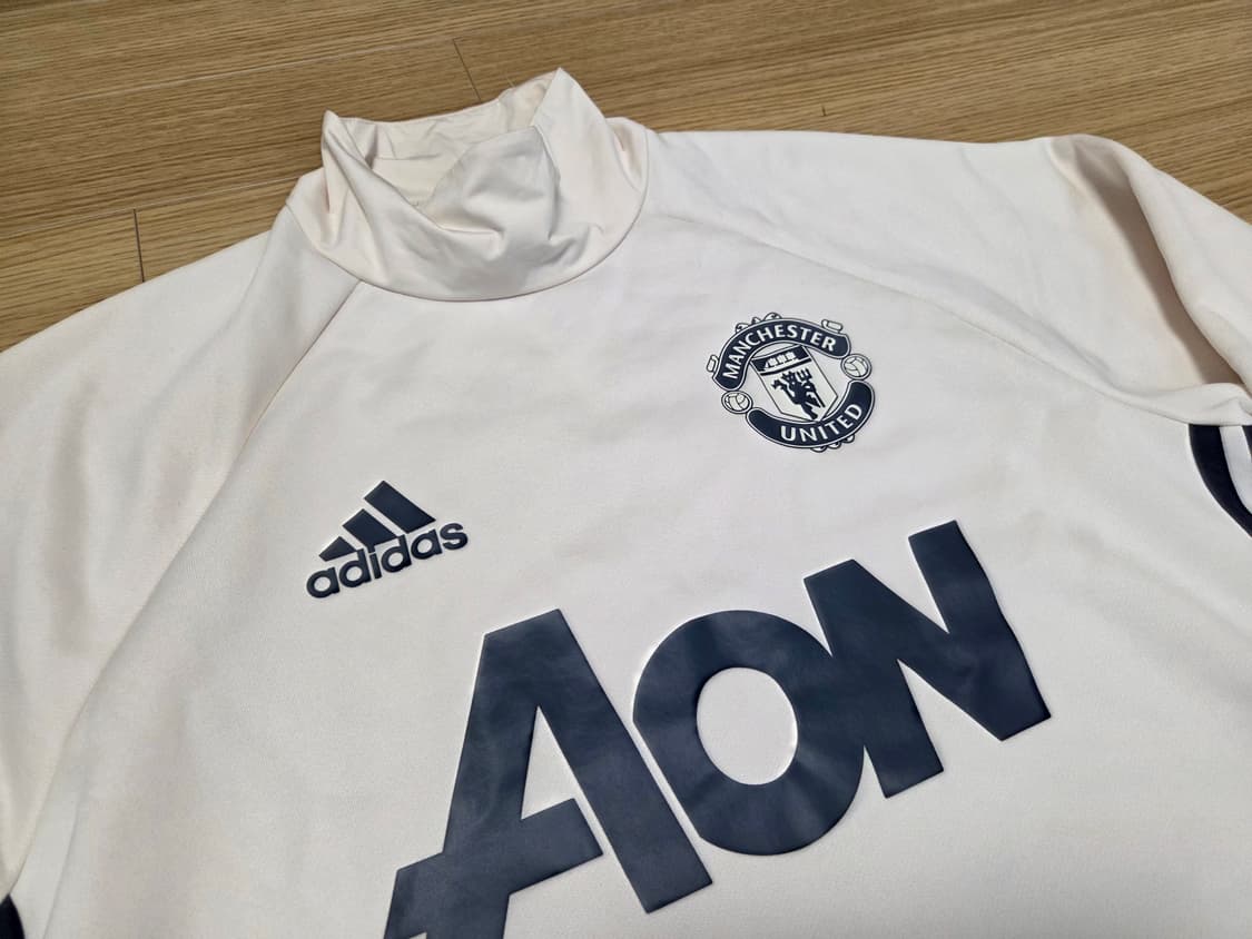 아디다스 맨체스터 유나이티드 트레이닝 탑  상품이미지3