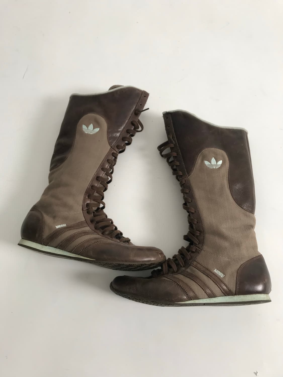 Adidas classic brown long boots  상품이미지5