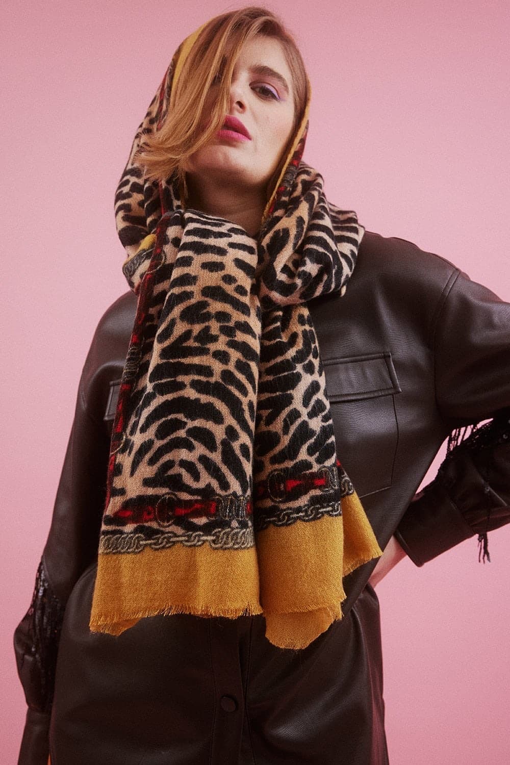 자라(ZARA) 애니멀 패턴 체인 머스타드 스카프 숄 상품이미지2