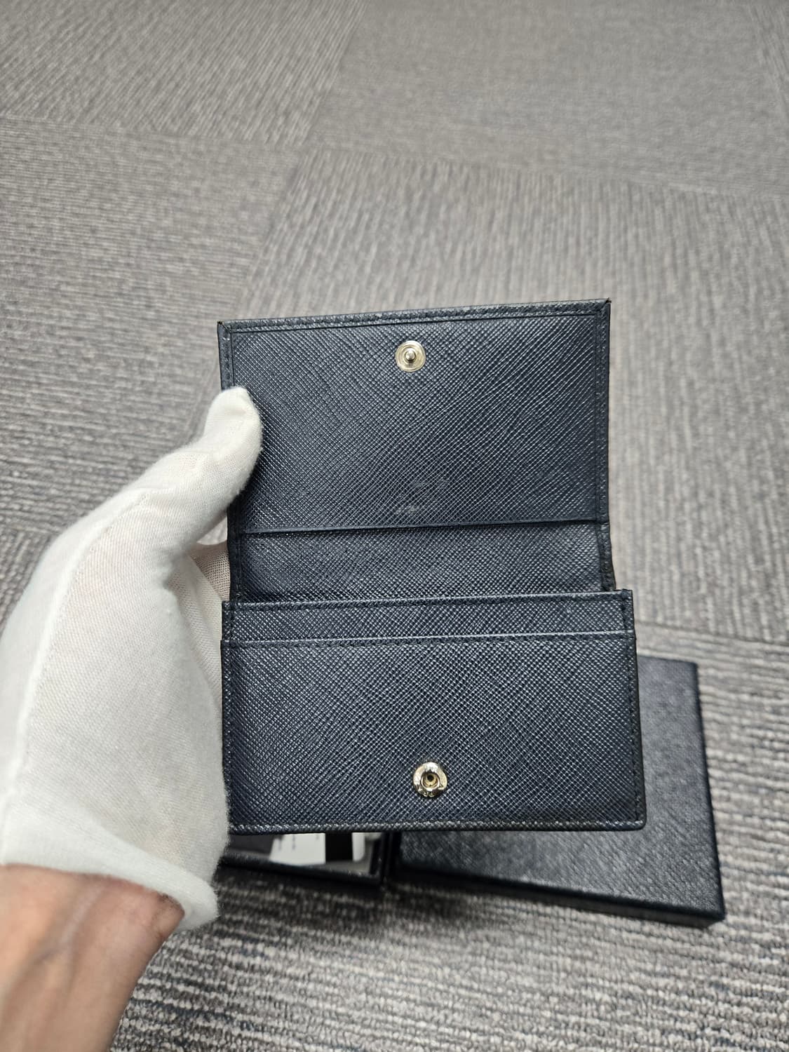 [정품][특가] 프라다 사피아노 반지갑 상품이미지5