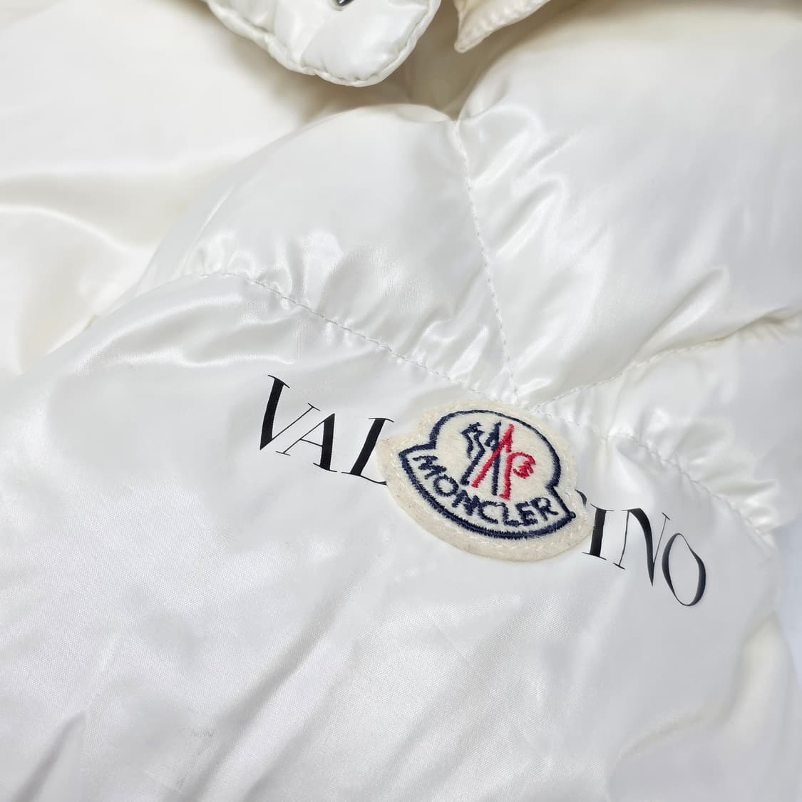 발렌티노 몽클레어 다운 패딩 점퍼 상품이미지3