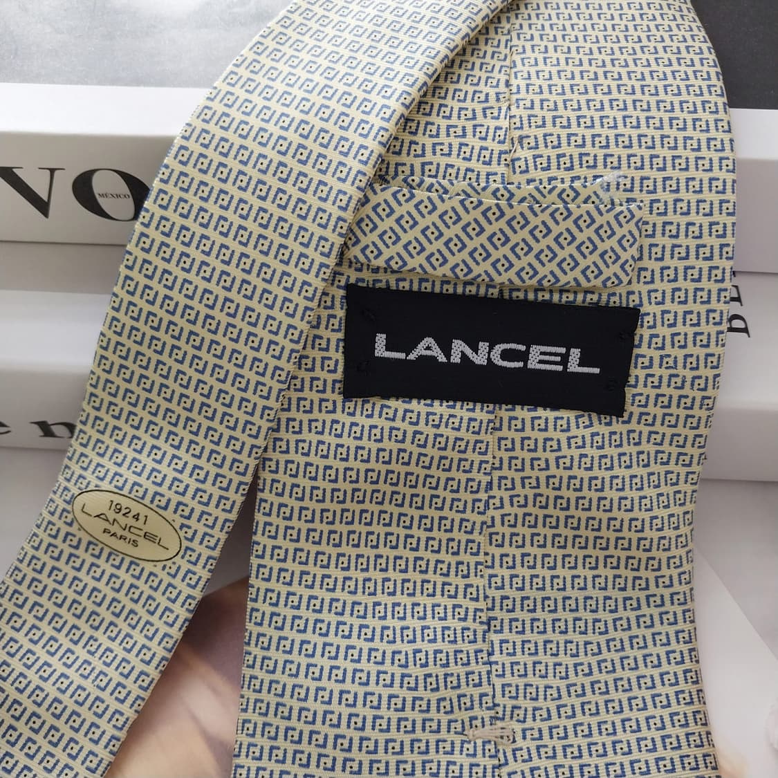 란셀 실크 카키 기하학 패턴 넥타이 9.7cm A+등급 K1207
 상품이미지5