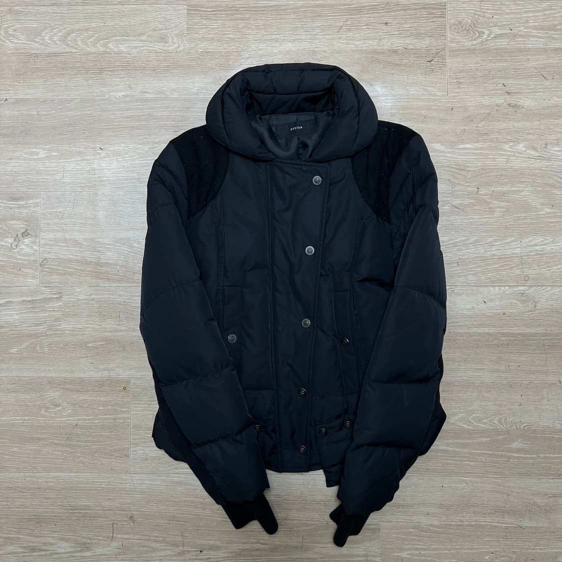 한섬 시스템 여성 덕다운 숏패딩 점퍼 [블랙] 82-94-160 상품이미지1