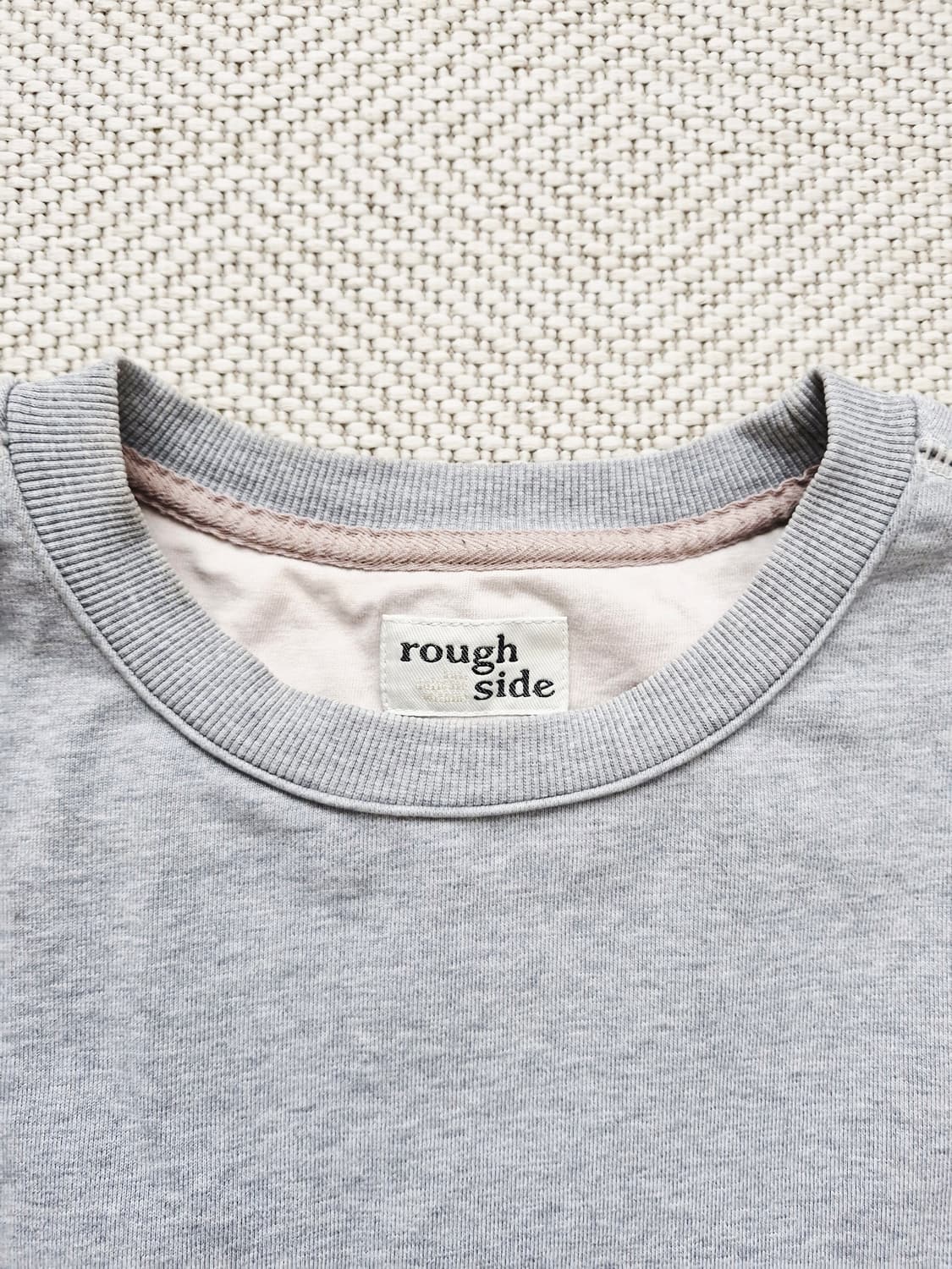 러프사이드 오버사이즈드 스웻셔츠 맨투맨 3 상품이미지3