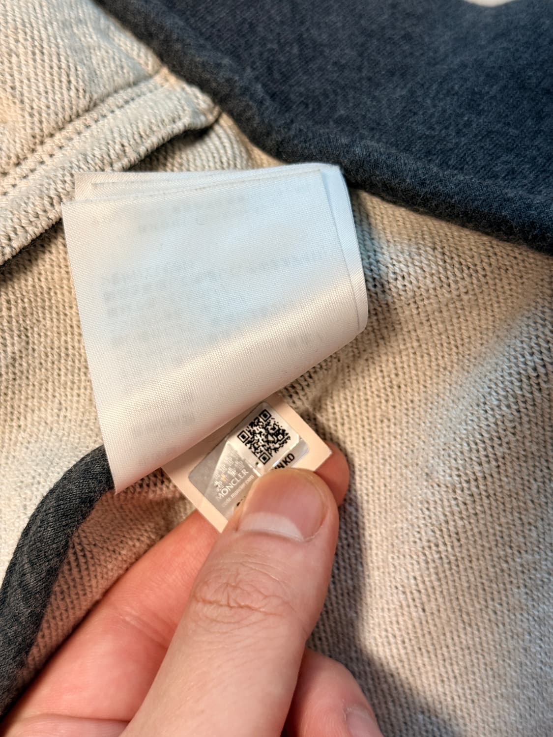 몽클레어 MAGLIA 집업 가디건 M 상품이미지3