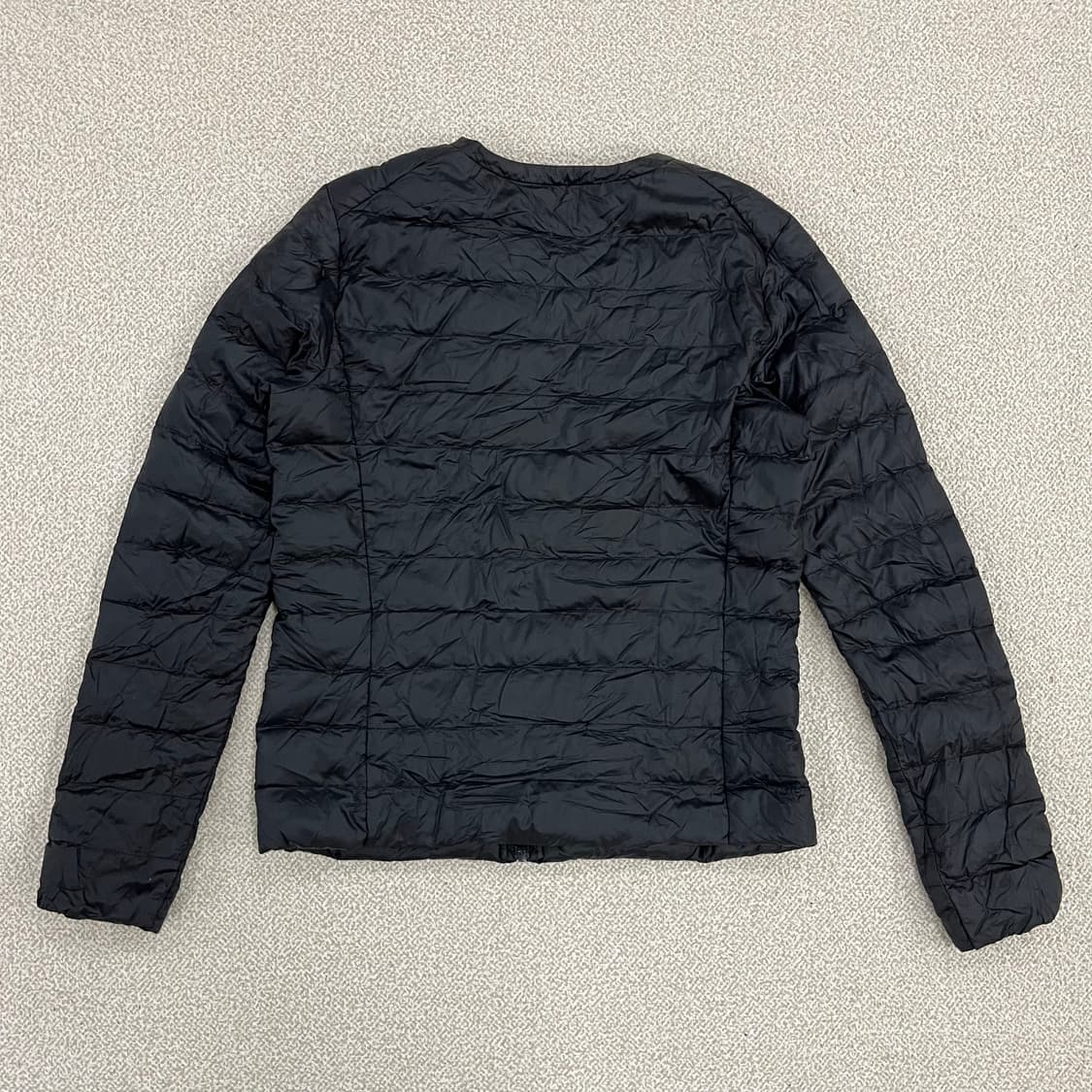 [S] 유니클로 블랙 울트라 라이트 다운 경량 패딩 자켓 0107M1 상품이미지3