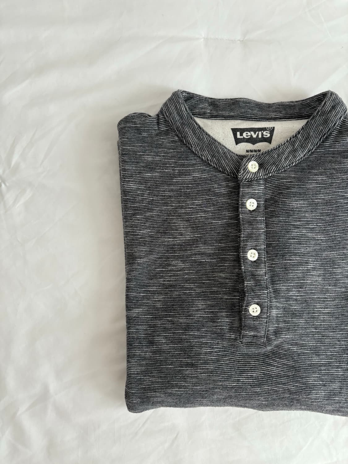 LEVI’S Henry neck T-shirt 리바이스 헨리넥 티셔츠 상품이미지2