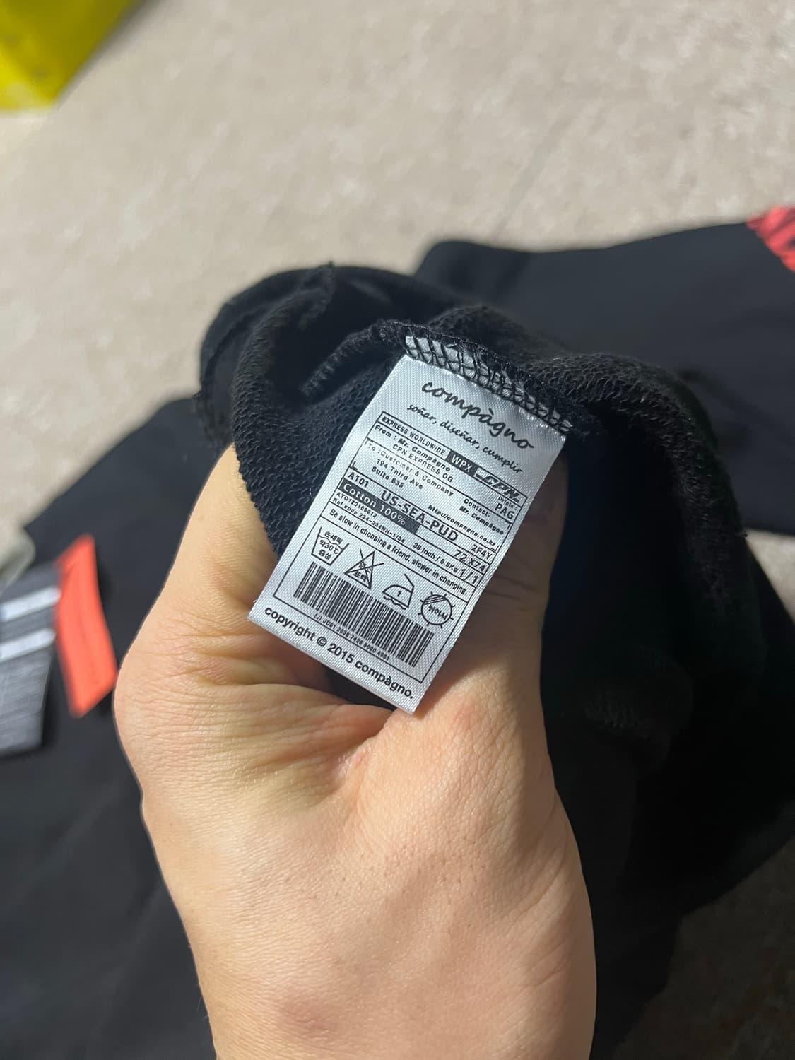새상품) 꼼파뇨 블랙 맨투맨 L 상품이미지6