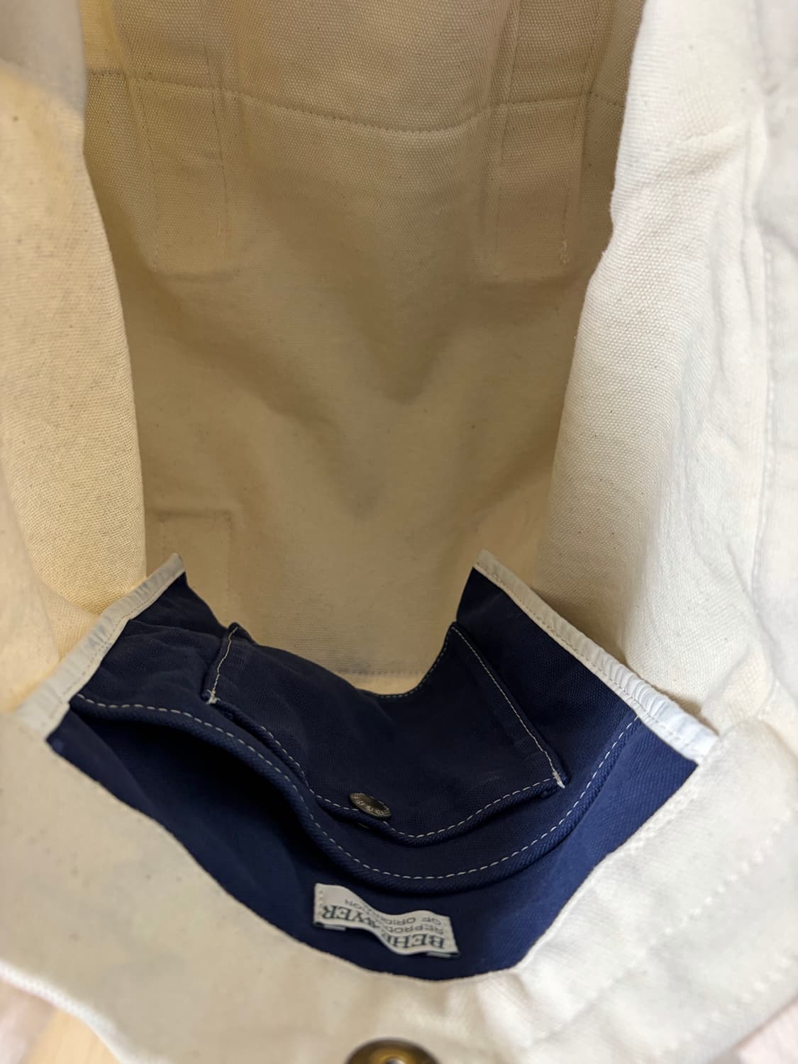 비헤비어 토트백 오트밀 상품이미지4