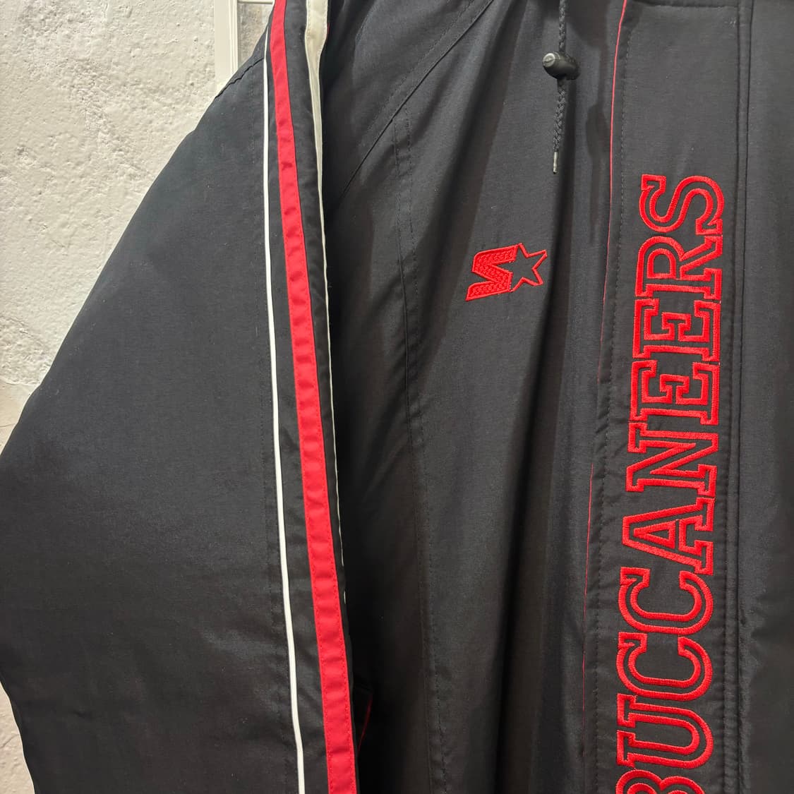 스타터 X NFL 90s 올드스쿨 탬파베이 버커니어스 패딩  상품이미지5