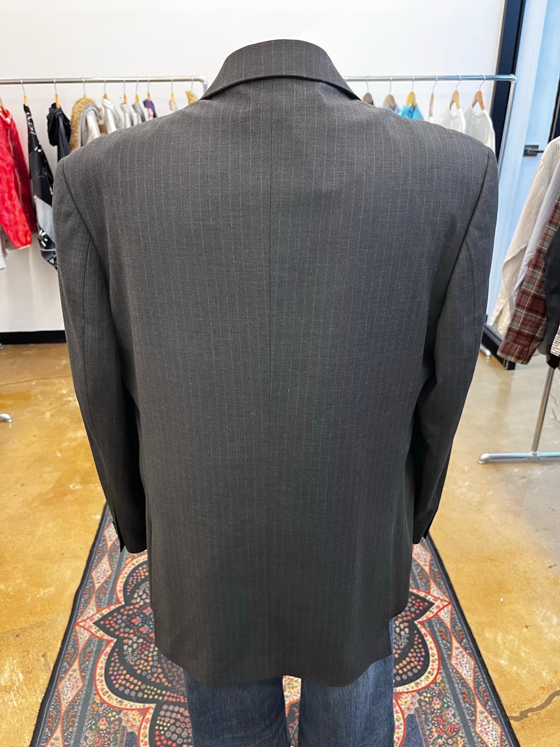 조르지오 아르마니 스트라이프 테일러드 자켓 블랙 상품이미지6