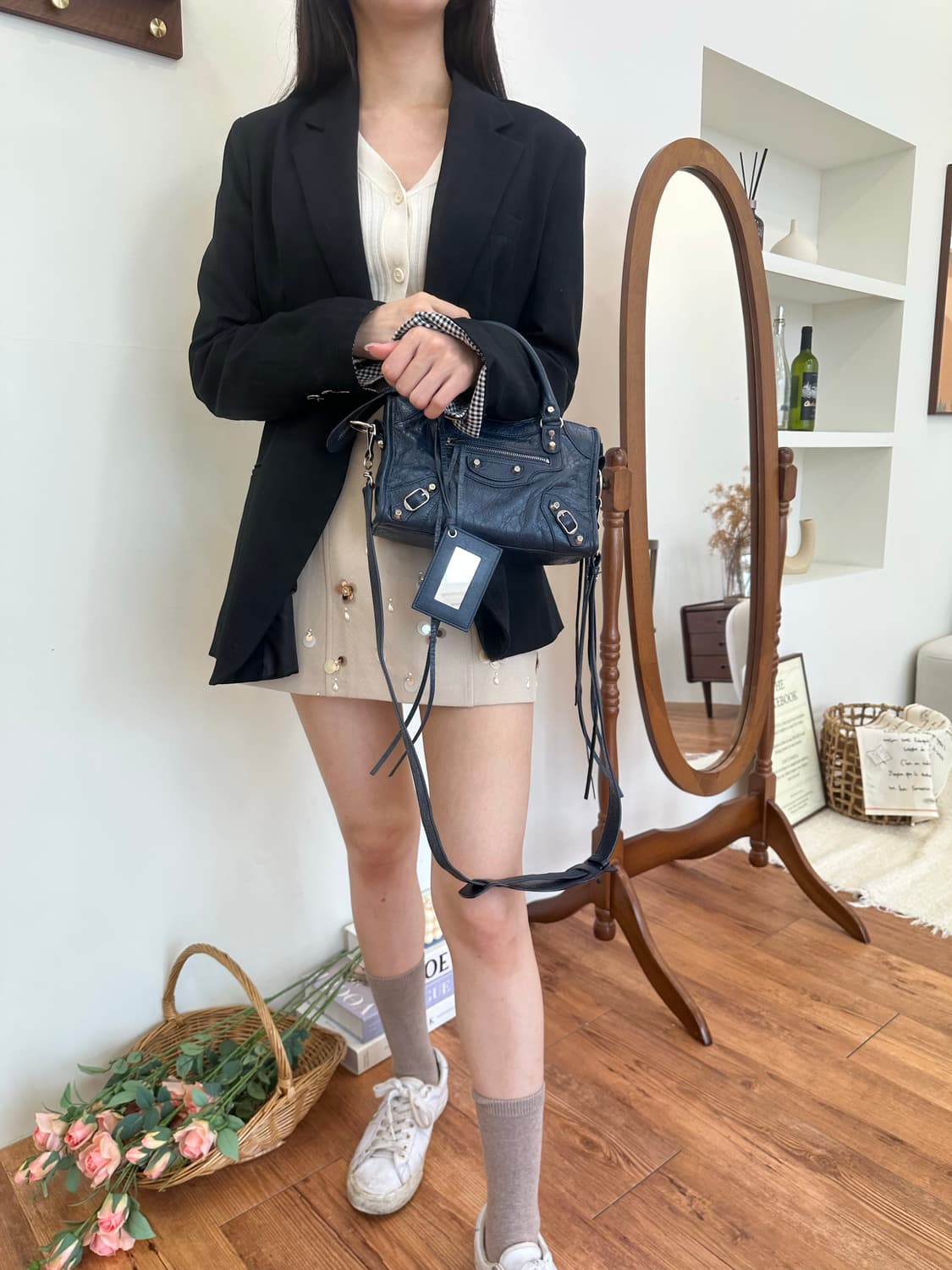 [SA정품] 발렌시아가 시티 모터백 미니 다크네이비 상품이미지8