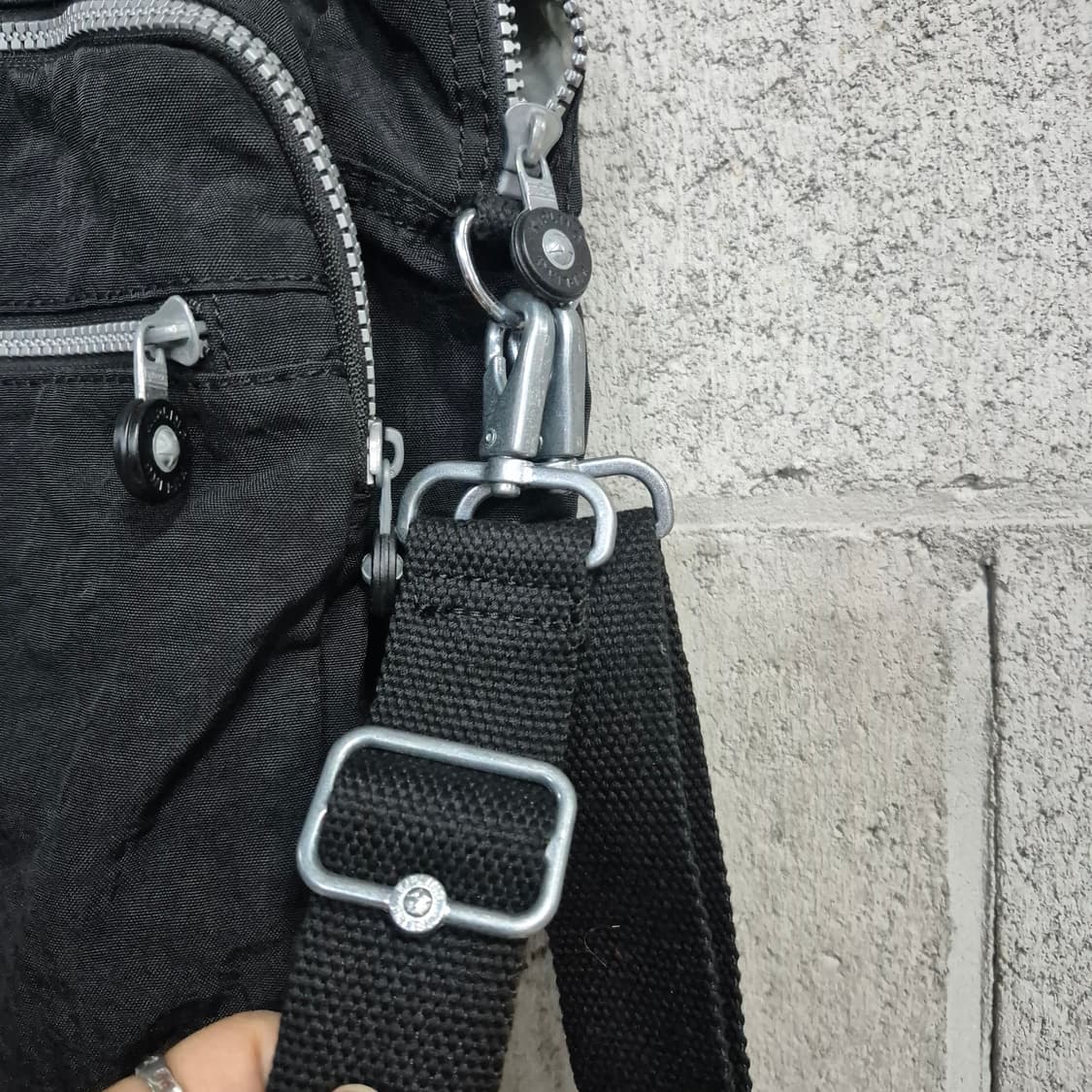 키플링 위크엔드 블랙 토트백 상품이미지9