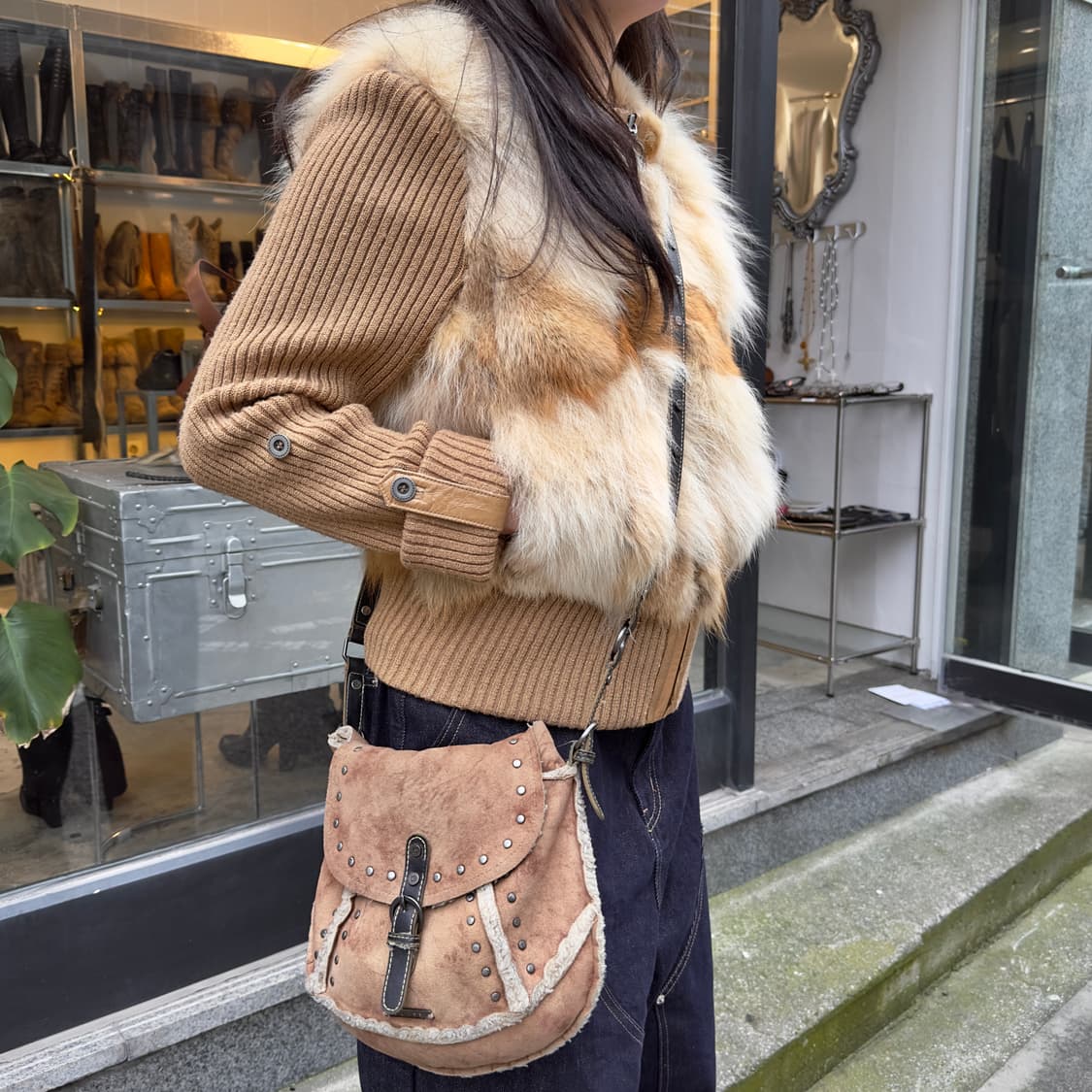 00s Y2K 레어 게스 시어링 크로스바디 백 상품이미지7