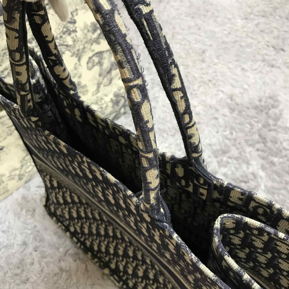 {클로젯}[L][신형]디올 북 토트백 상품이미지7