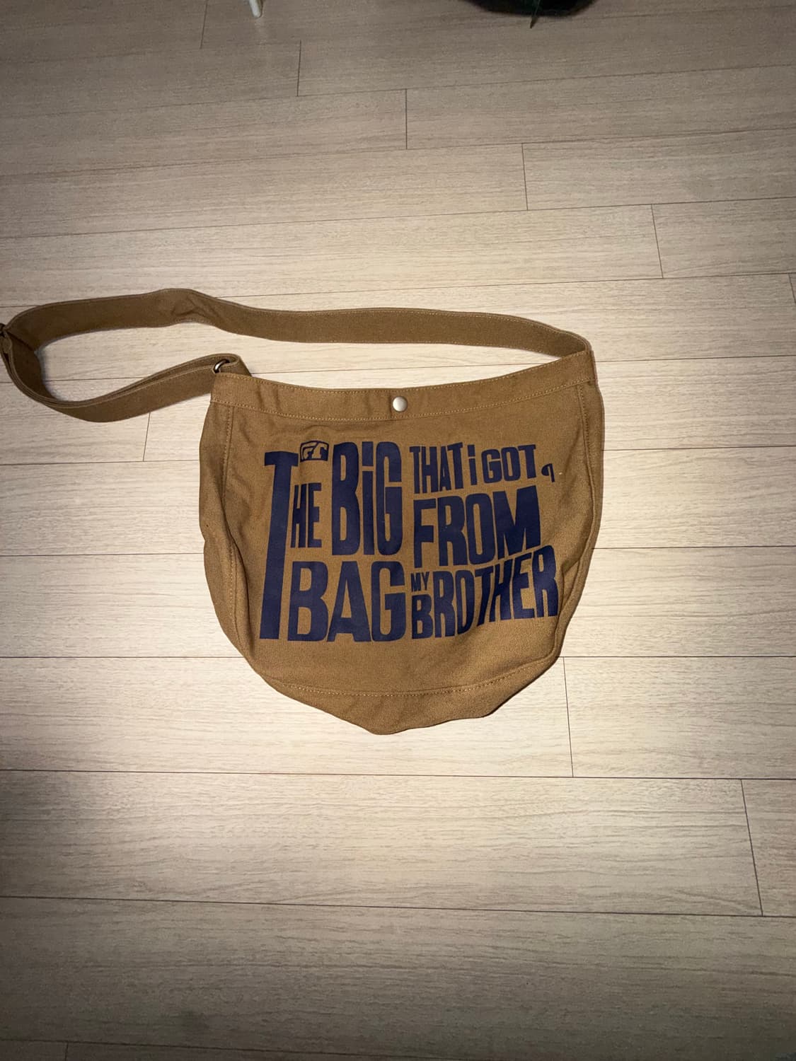 테켓 크로스백 상품이미지1