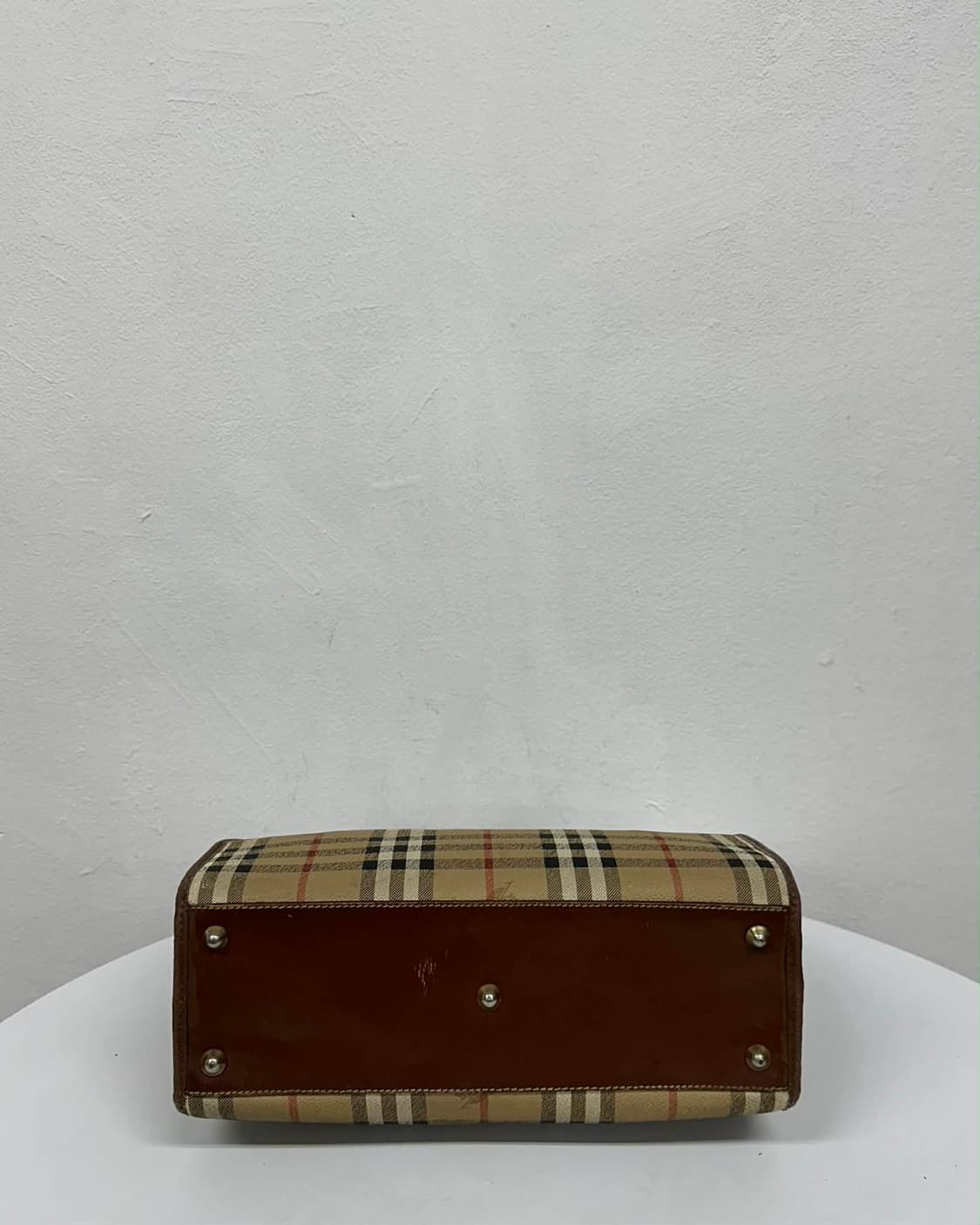 버버리 노바체크 빈티지 금장 핸드백 토트 상품이미지4