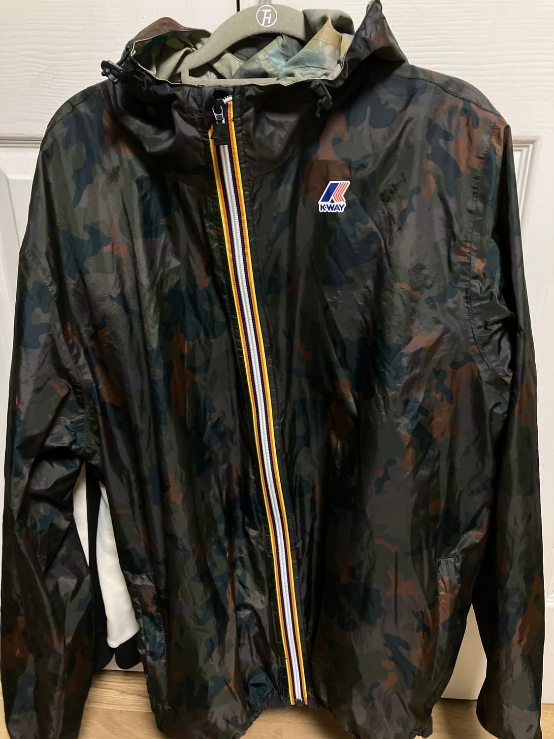 K-Way 까웨 밀리터리 카모 바람막이 XL 상품이미지3