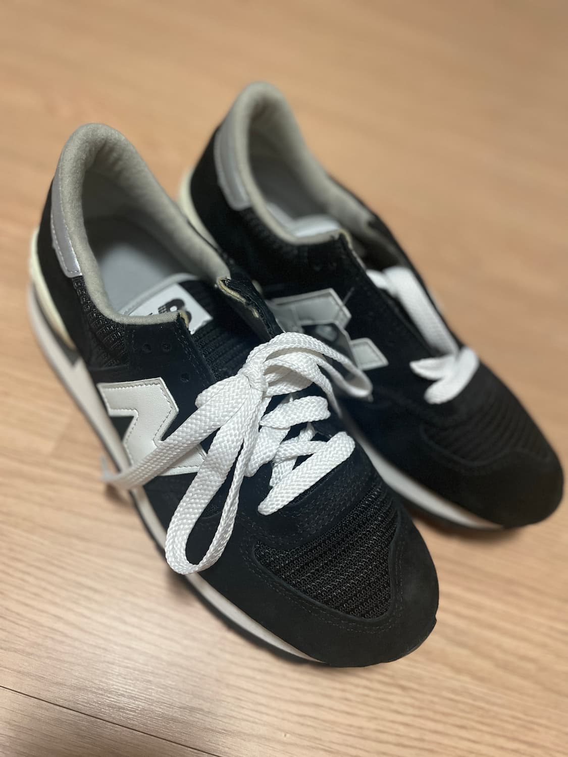 뉴발란스 990v1 메이드 인 USA 블랙 250 상품이미지1