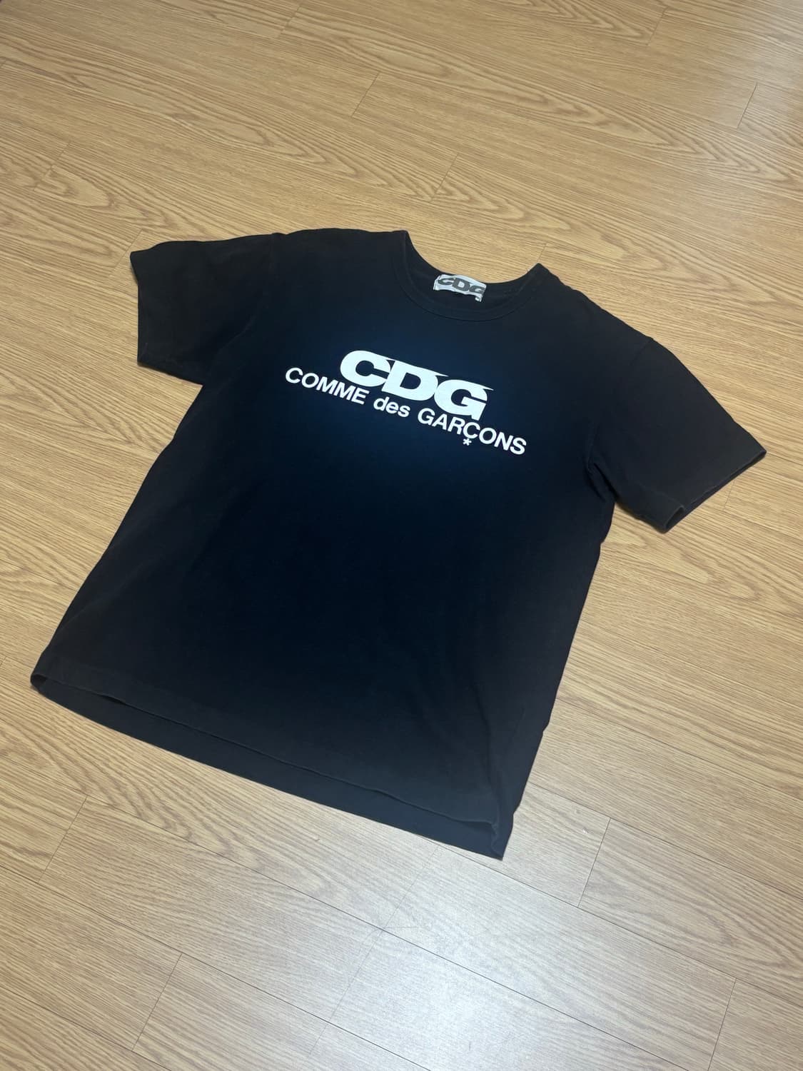 CDG 꼼데가르송 반팔 티셔츠 L-XL 상품이미지1