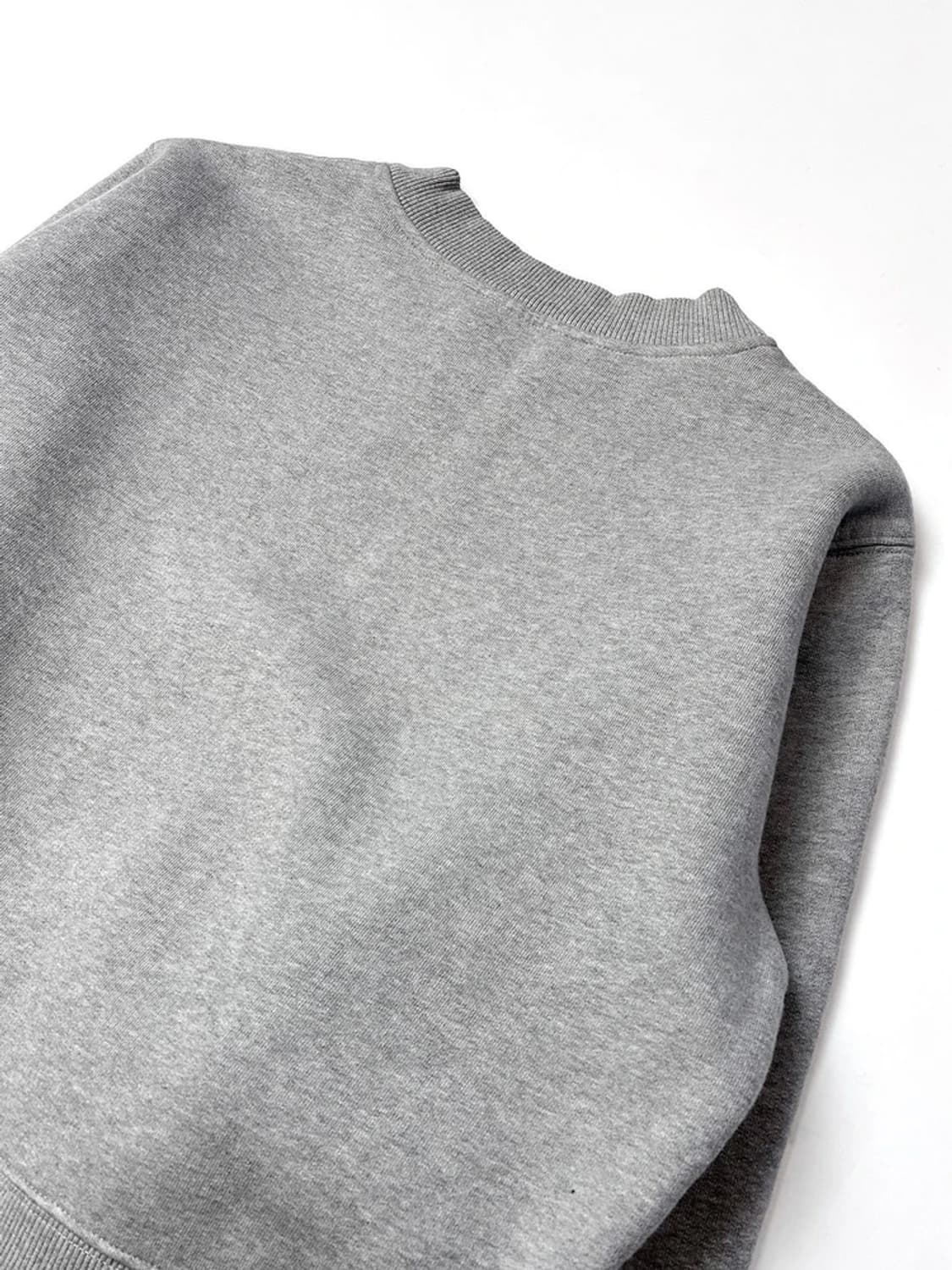 아크네스튜디오 버드 플라워 그래픽 크롭 맨투맨 PN5328 상품이미지6