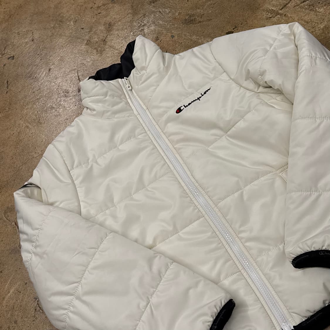 [정품/M] 챔피온 아이보리 패딩 점퍼 b8 상품이미지1