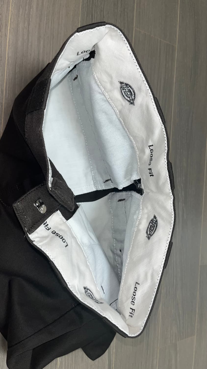 Dickies 루즈핏 워크쇼츠 Dark Brown 상품이미지4