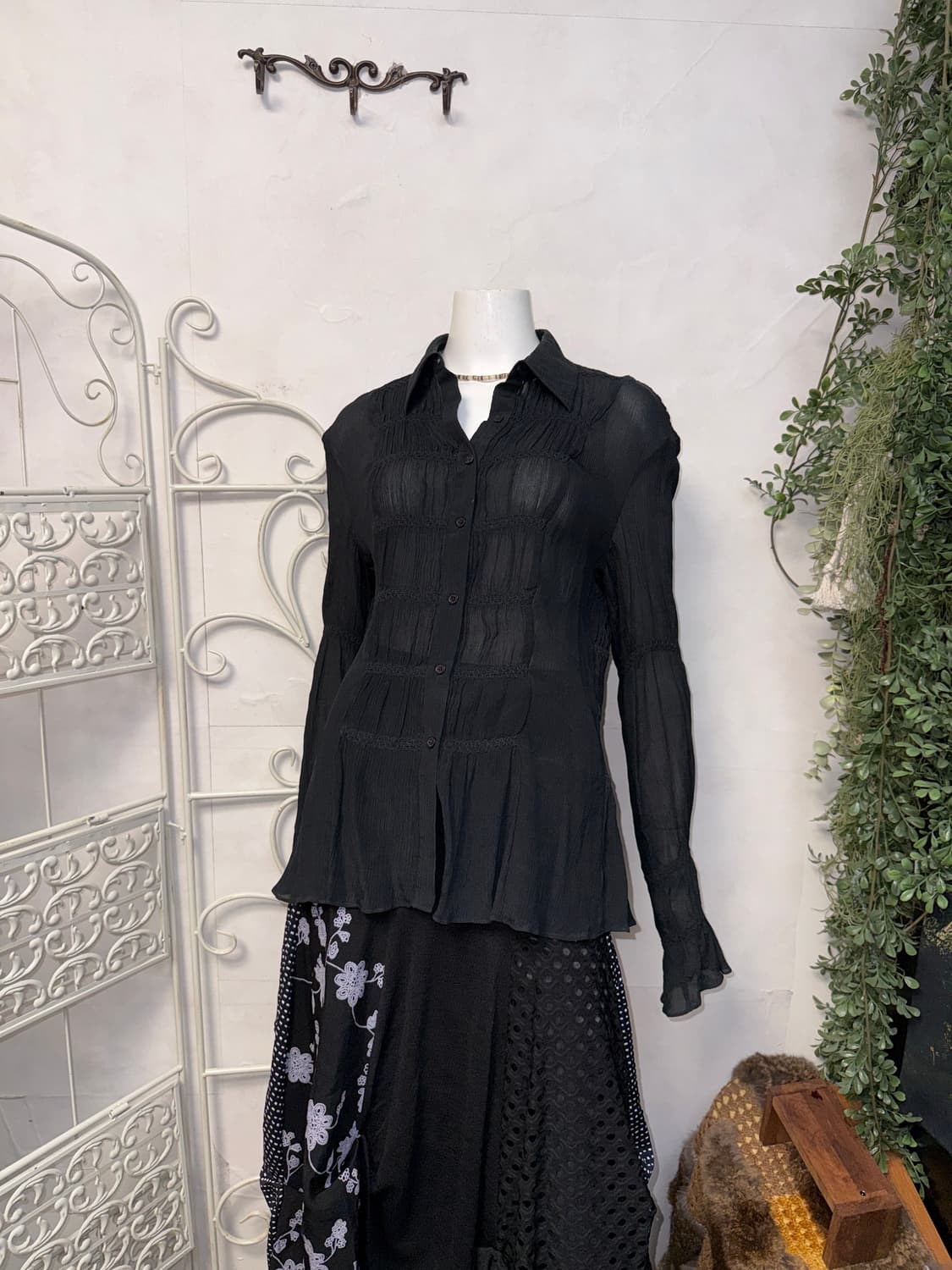 Black silk 100 pleats blouse  상품이미지1