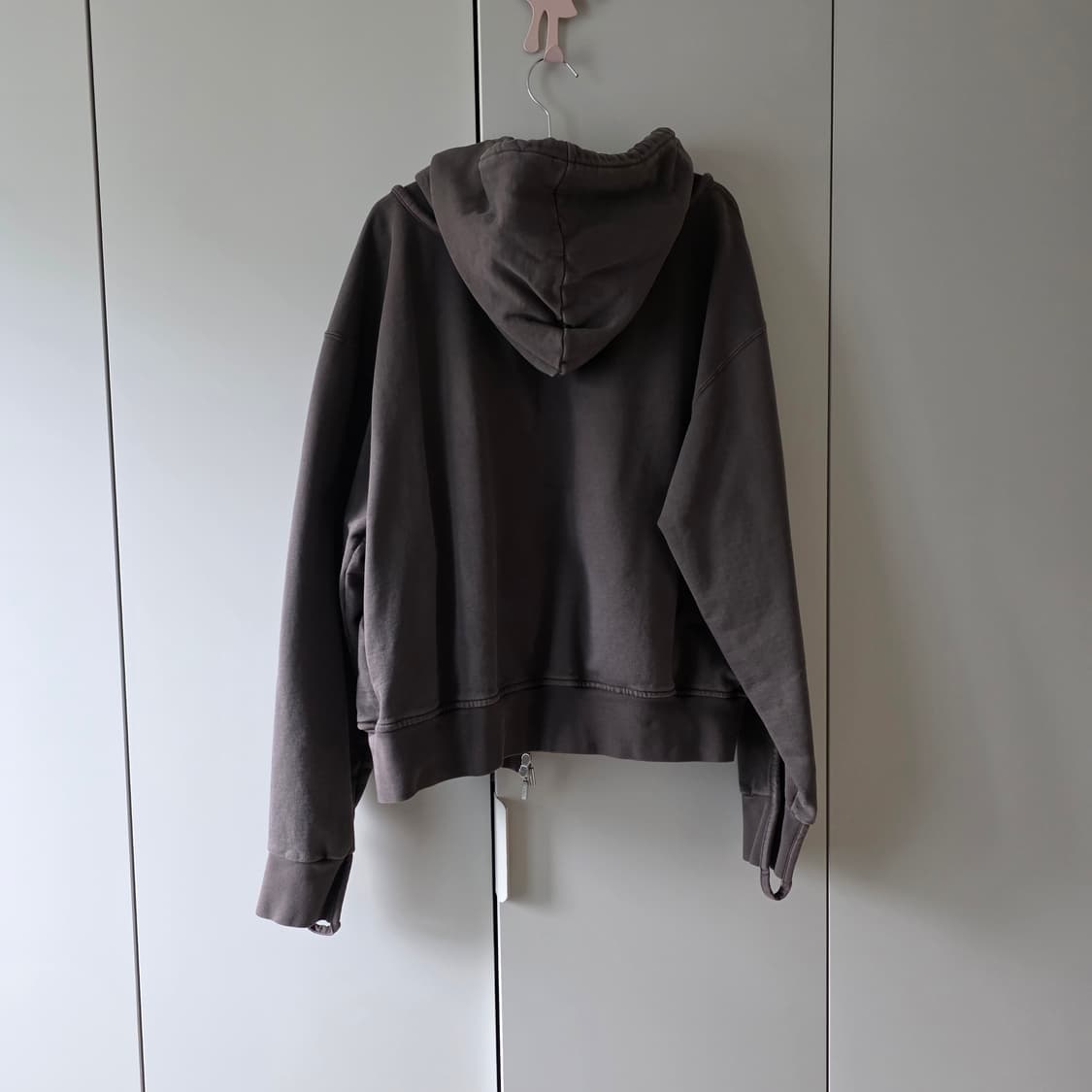 자크뮈스 후드집업 다크브라운 L 상품이미지3