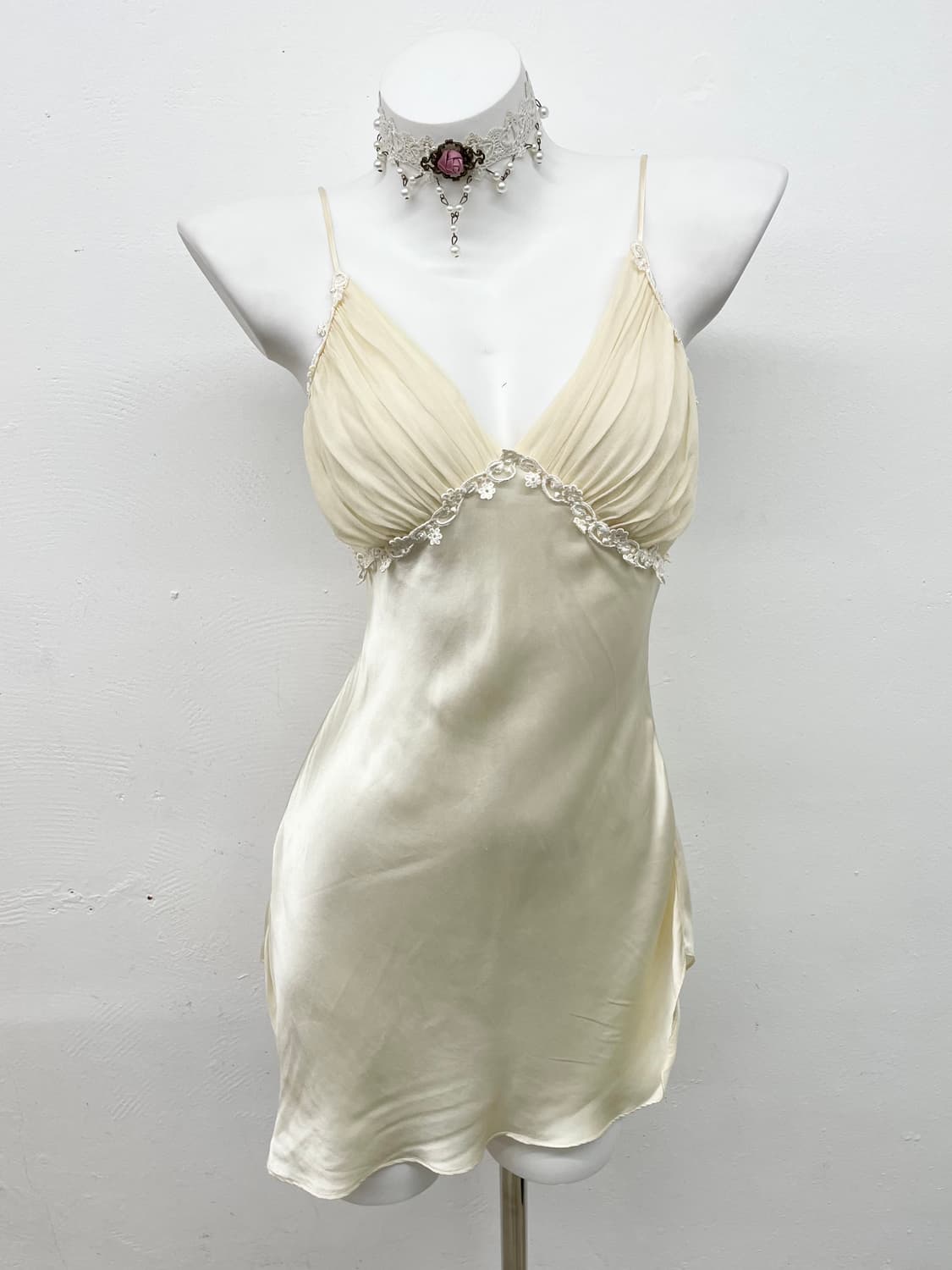 빅토리아시크릿 실크 셔링 브리저튼 슬립 상품이미지1