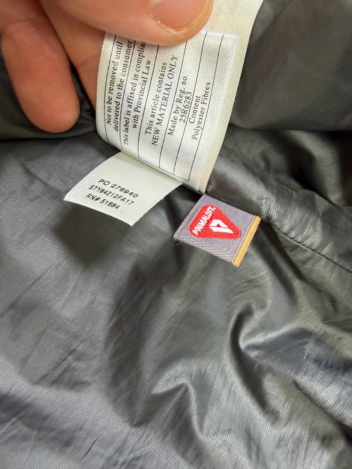 파타고니아 나노퍼프 자켓 M 사이즈 차콜색상  상태 9.7/10  사진찍 상품이미지5