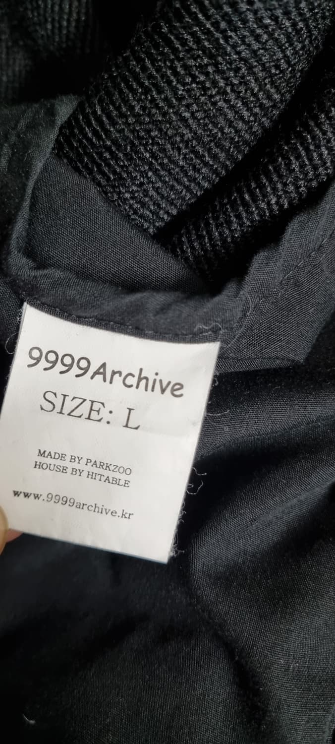9999아카이브 워시드 봄버 져지 L _ 남성가단 _ 63cm

총장_  상품이미지10