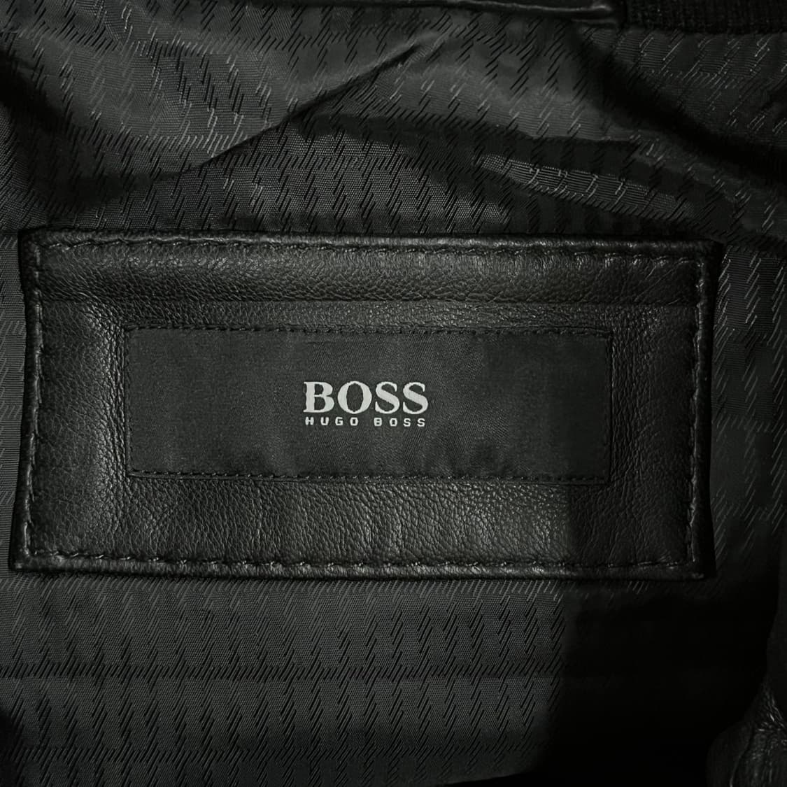 [정품] hugo boss 블랙 퀼팅 레더 자켓 b18 상품이미지5