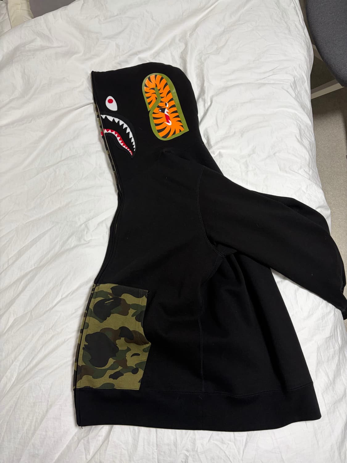 베이프 샤크 풀 집 후드 블랙 상품이미지2