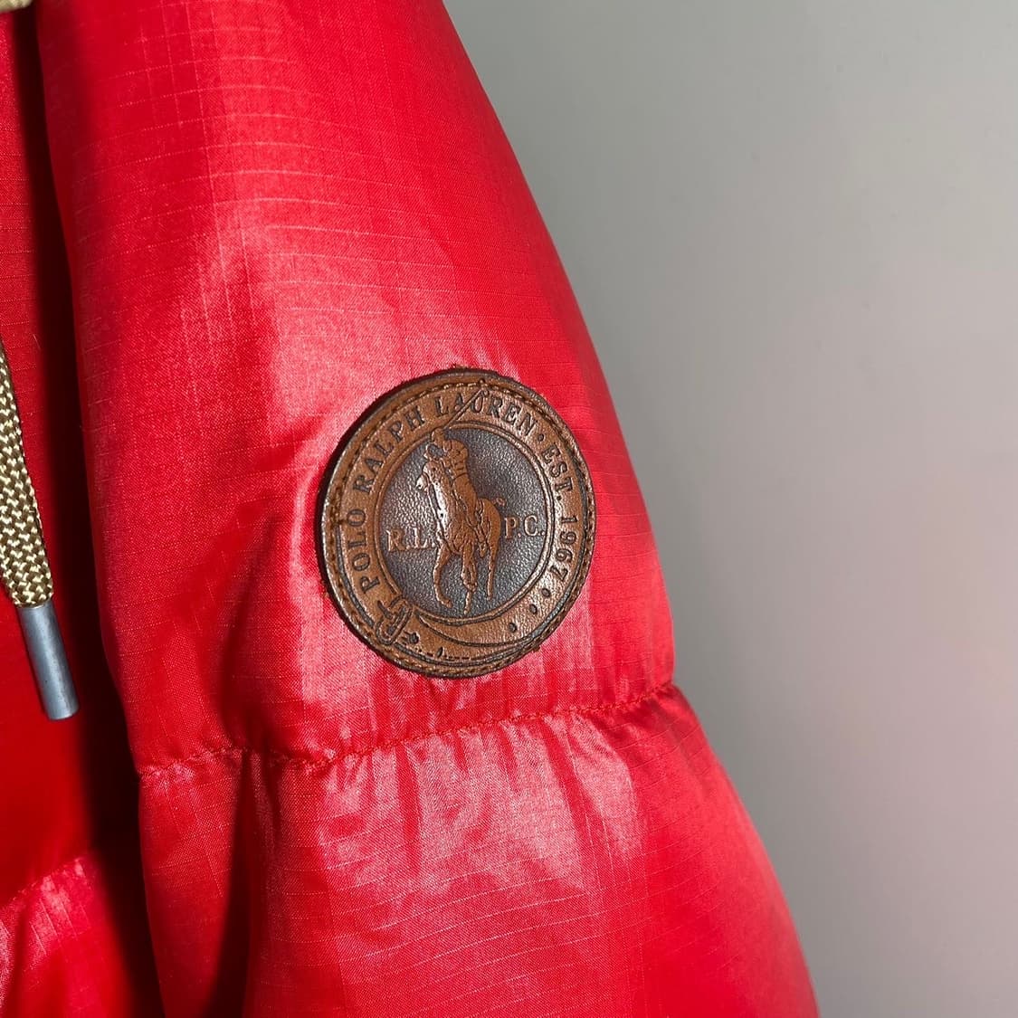 폴로 사이드 로고 패치 푸퍼 다운 패딩 상품이미지3