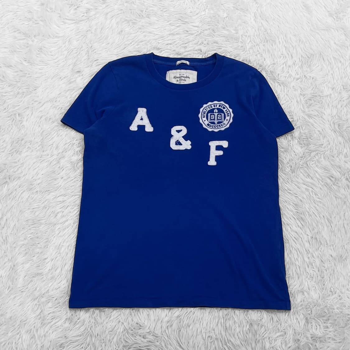 아베크롬비 A&F 로고 반팔티 블루 상품이미지2