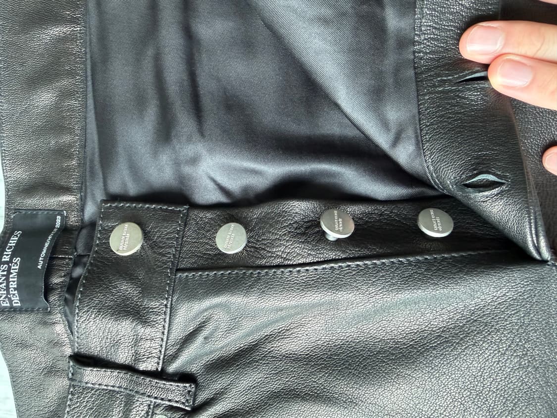 [36] ERD 앙팡 리쉬 데프리메 레더 플레어 진 블랙 erd 플레어진 상품이미지6