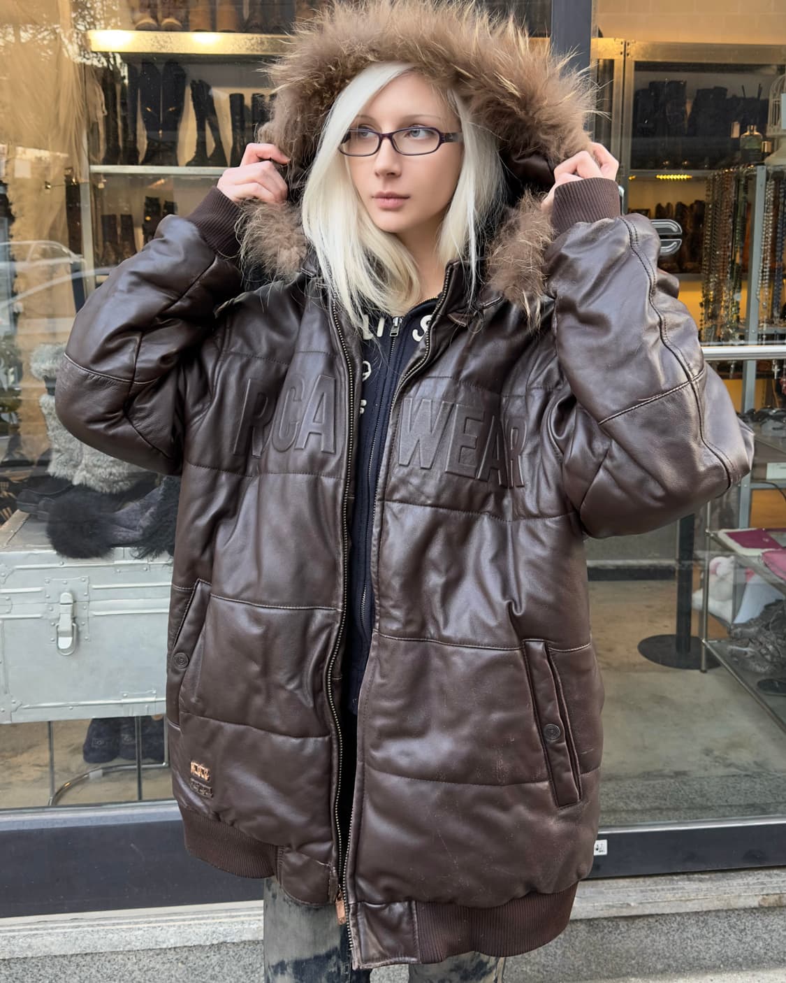 2000s 빈티지 로카웨어 가죽 & 퍼 트리밍 패딩 코트 상품이미지1