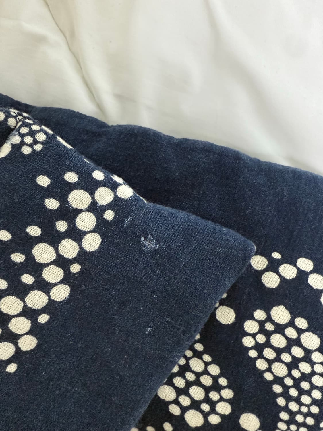 캐피탈 kapital 레이온 반다나 패턴 케사 머플러 목도리 네이비 상품이미지4