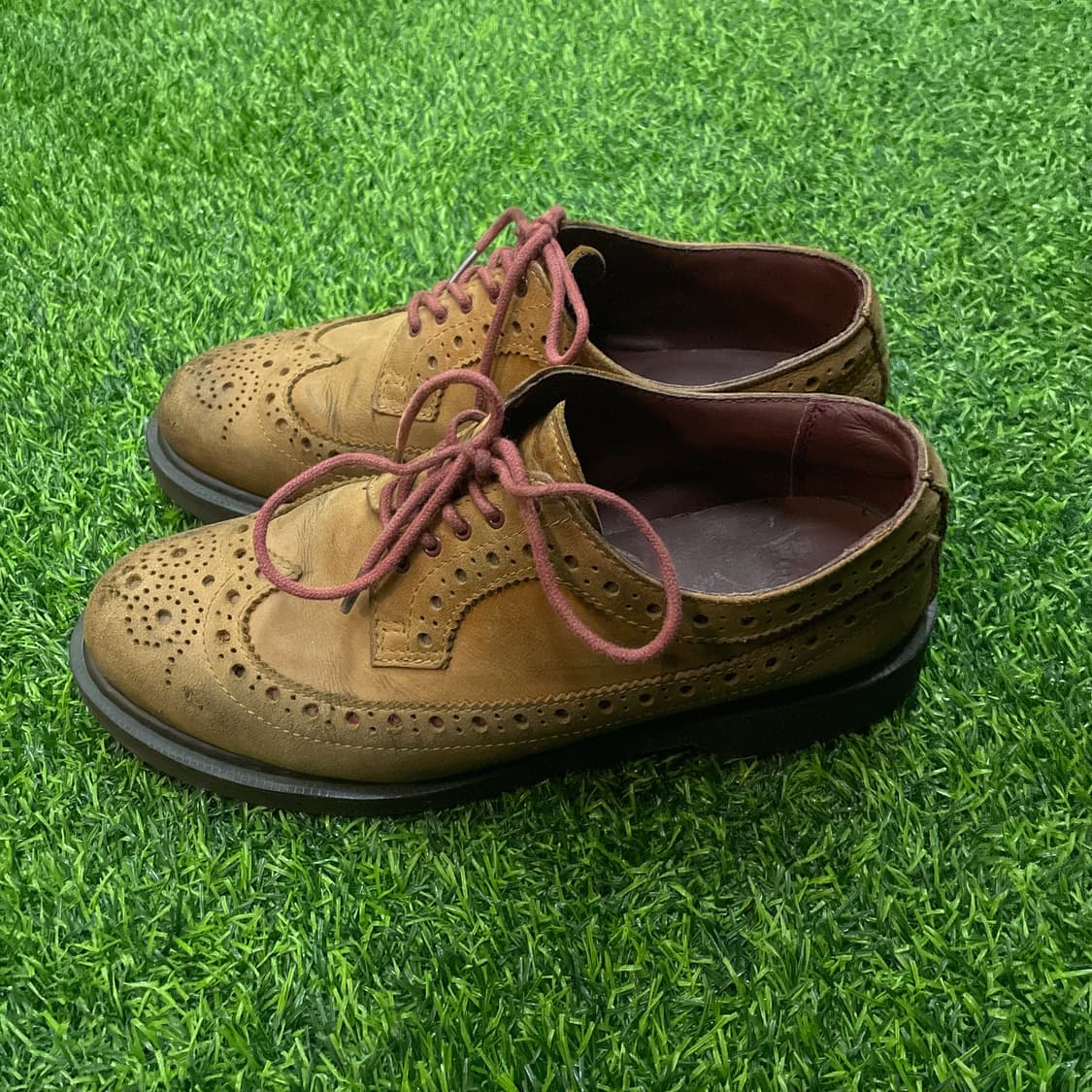 닥터마틴 3990 윙팁 250mm 상품이미지3