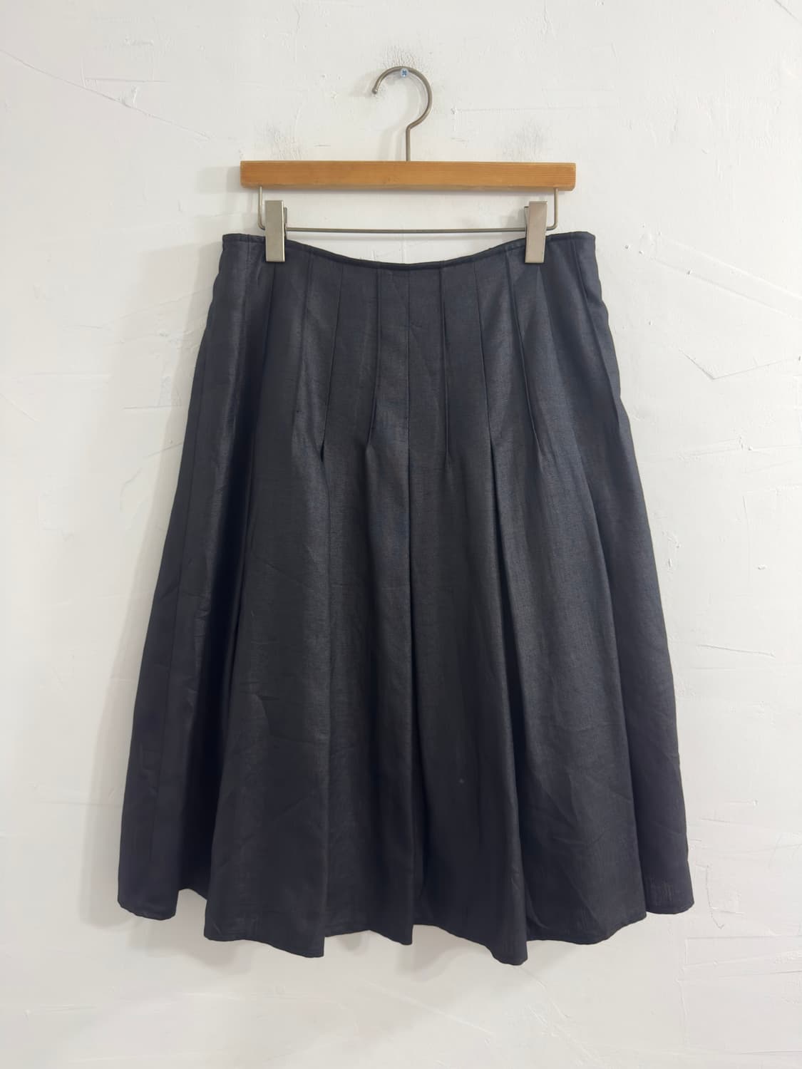 emma james pleats midi skirt 상품이미지1