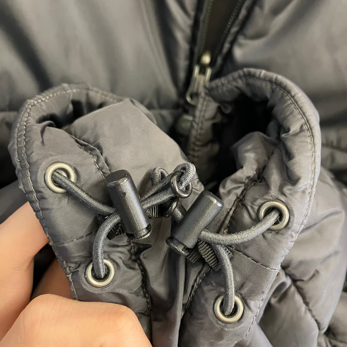 N229 노스페이스 경량패딩 그레이 상품이미지5