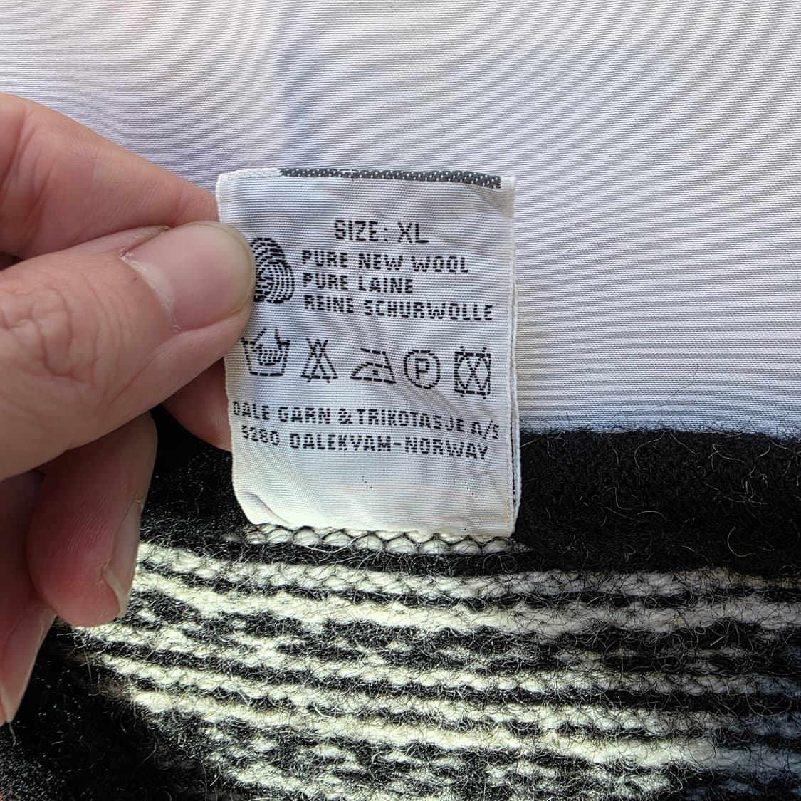 [XL]DALE OF NORWAY 은장 후크 노르딕 스웨터 상품이미지3