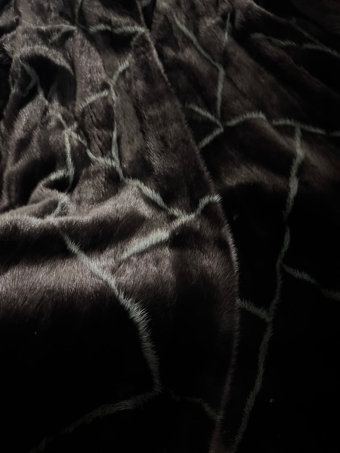 사가로얄 패턴 롱 밍크코트 상품이미지2