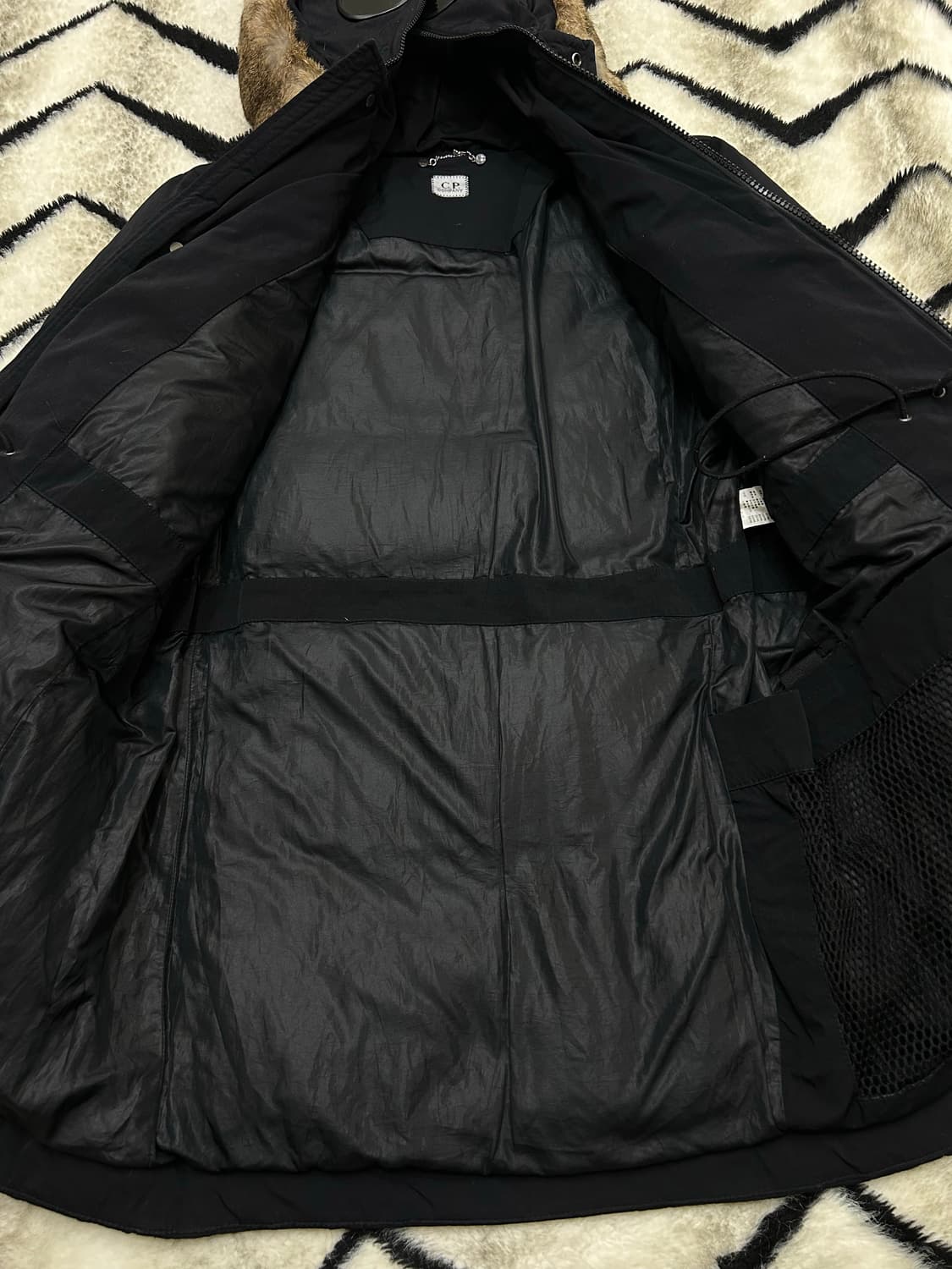 [L]C.P컴퍼니 11Fw 노르지 고글 덕다운 패딩/블랙 상품이미지4