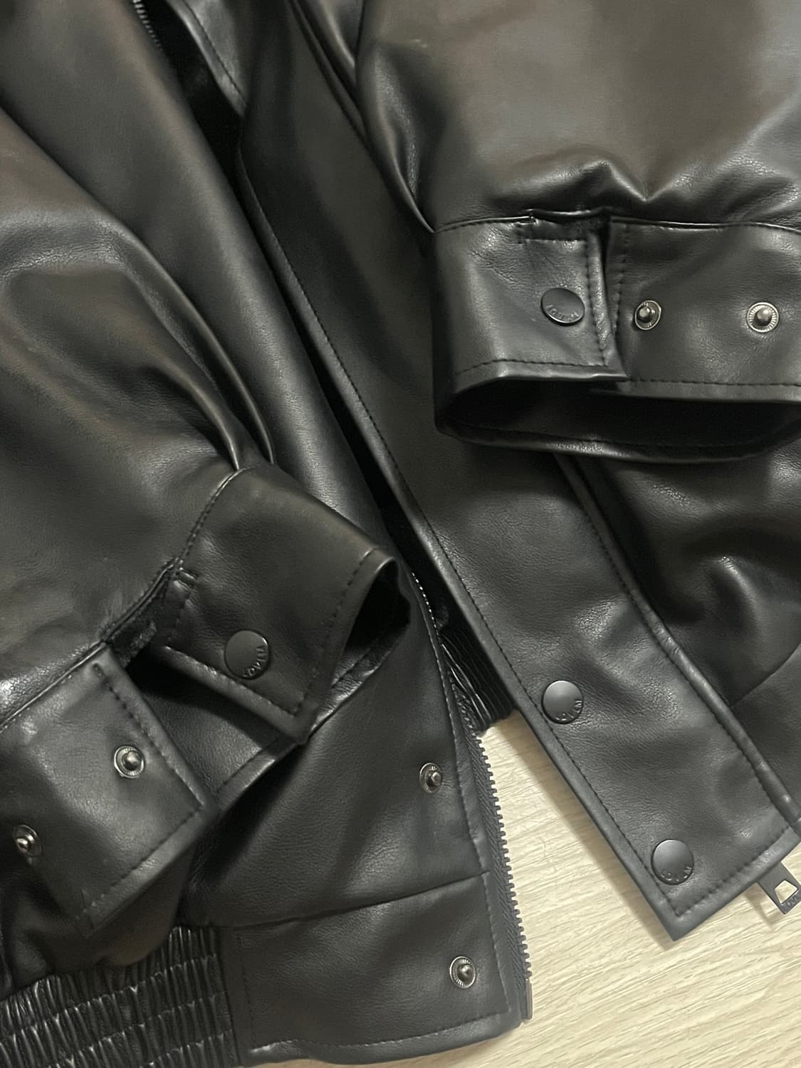 레이디볼륨 비건 레더 무스탕 상품이미지5