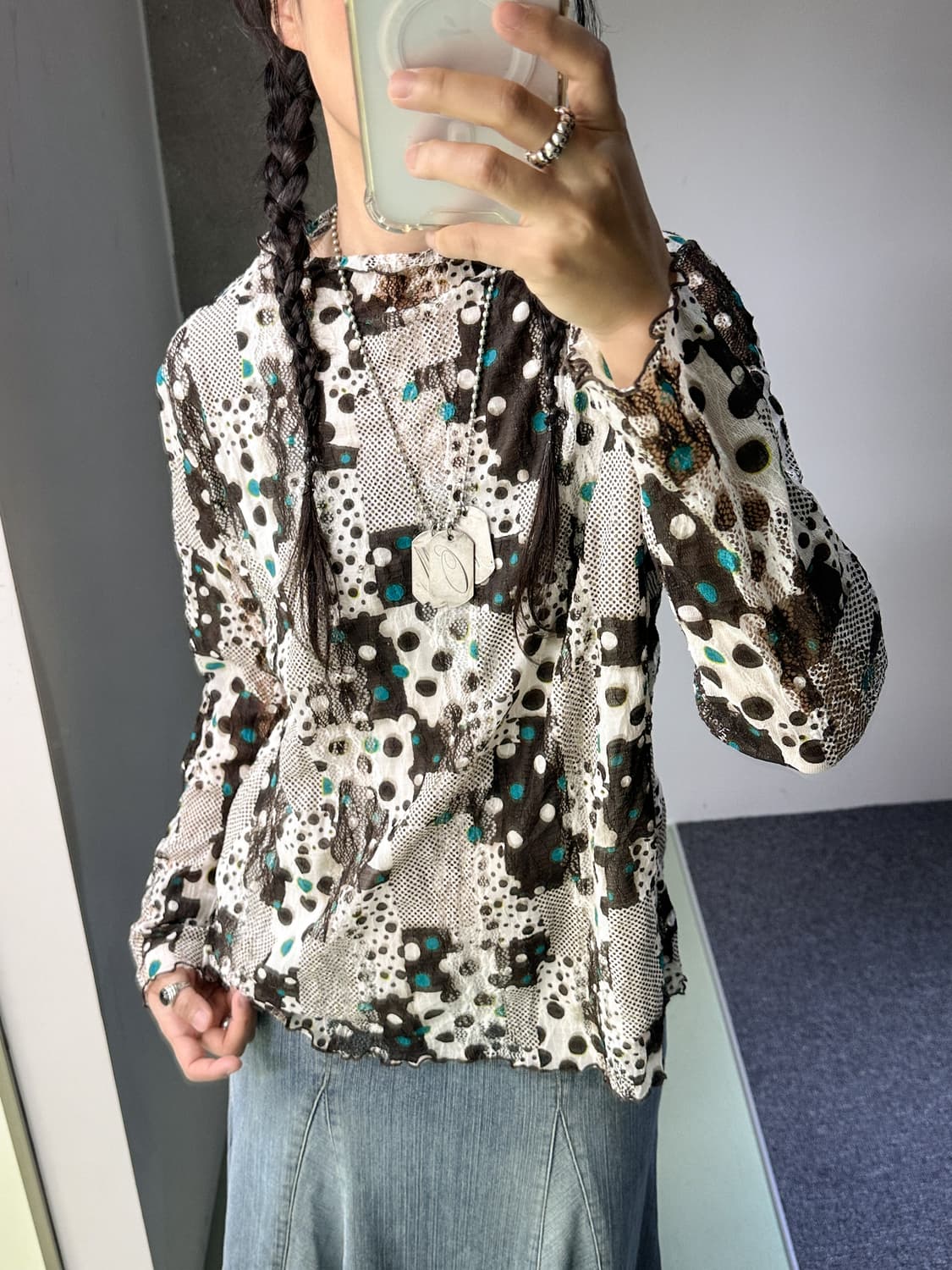 multi dot half neck top 상품이미지3