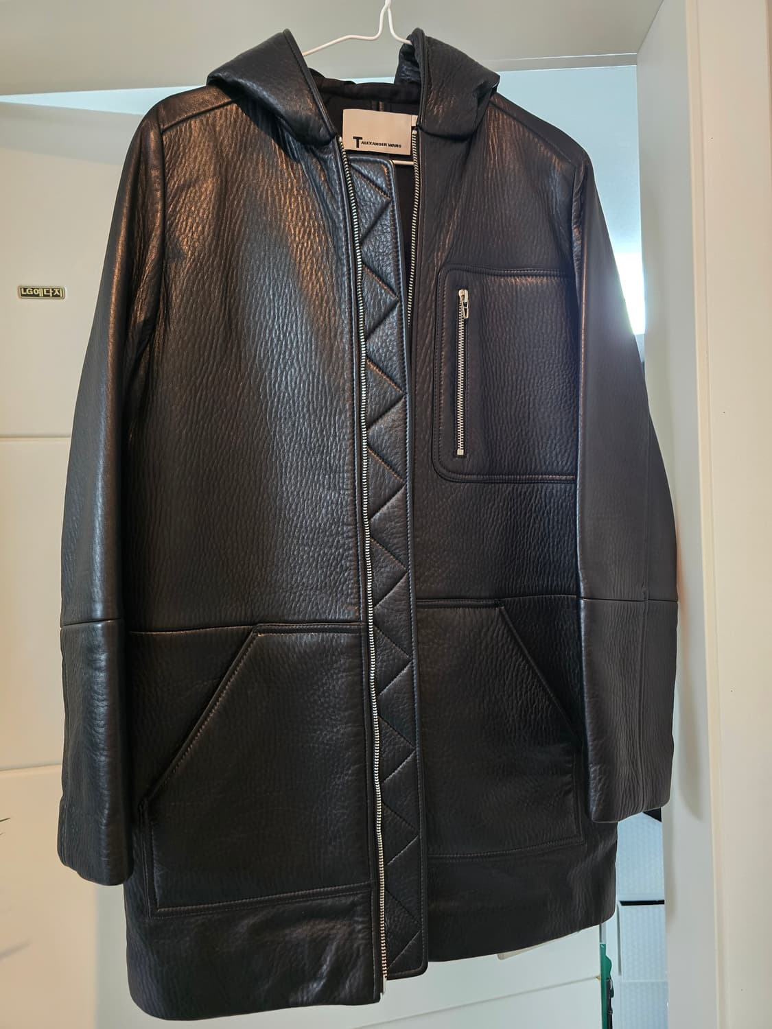 알렉산더왕 후드 양가죽 코트 상품이미지1