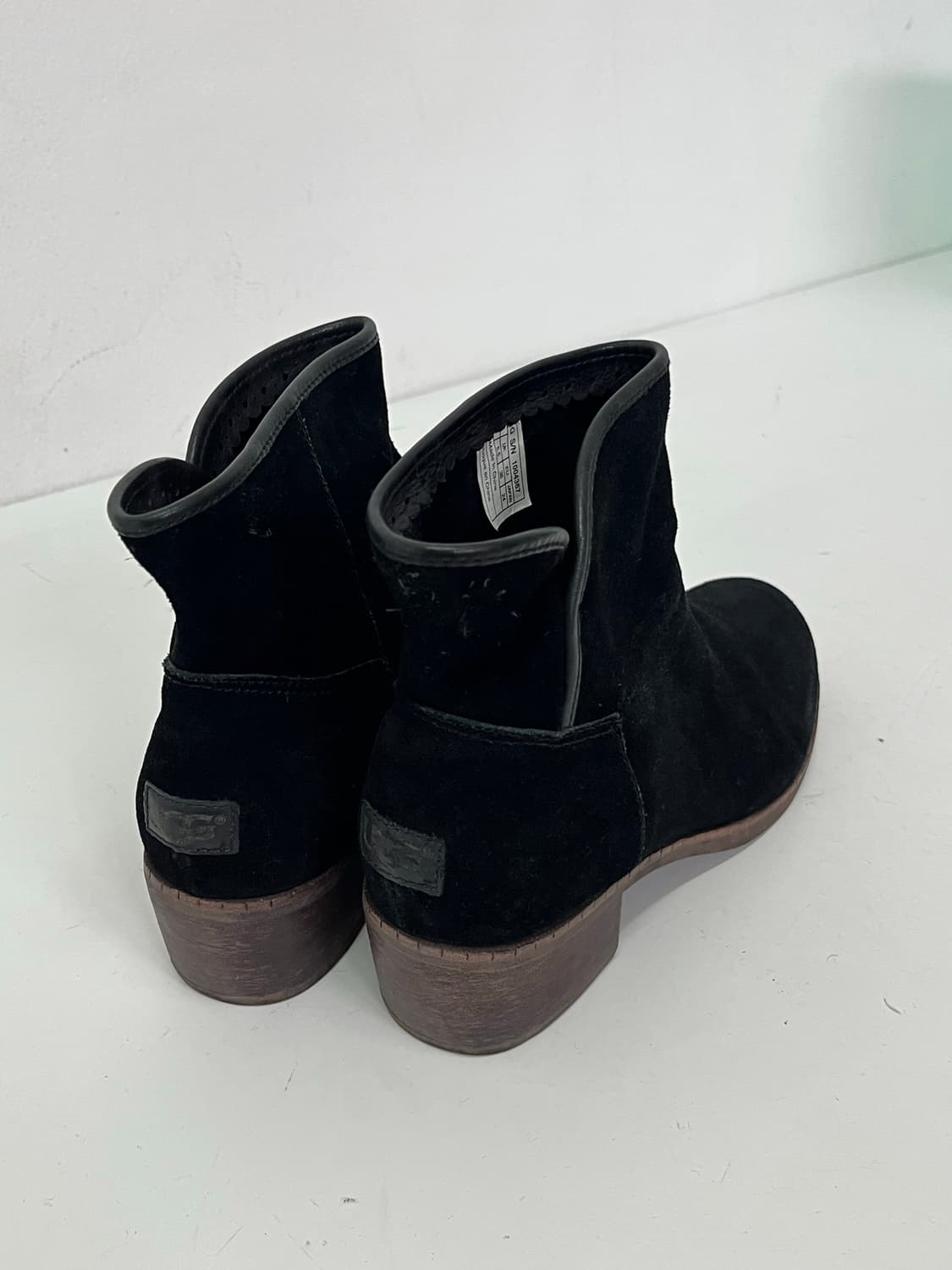 어그 스웨이드 앵클 부츠 상품이미지3